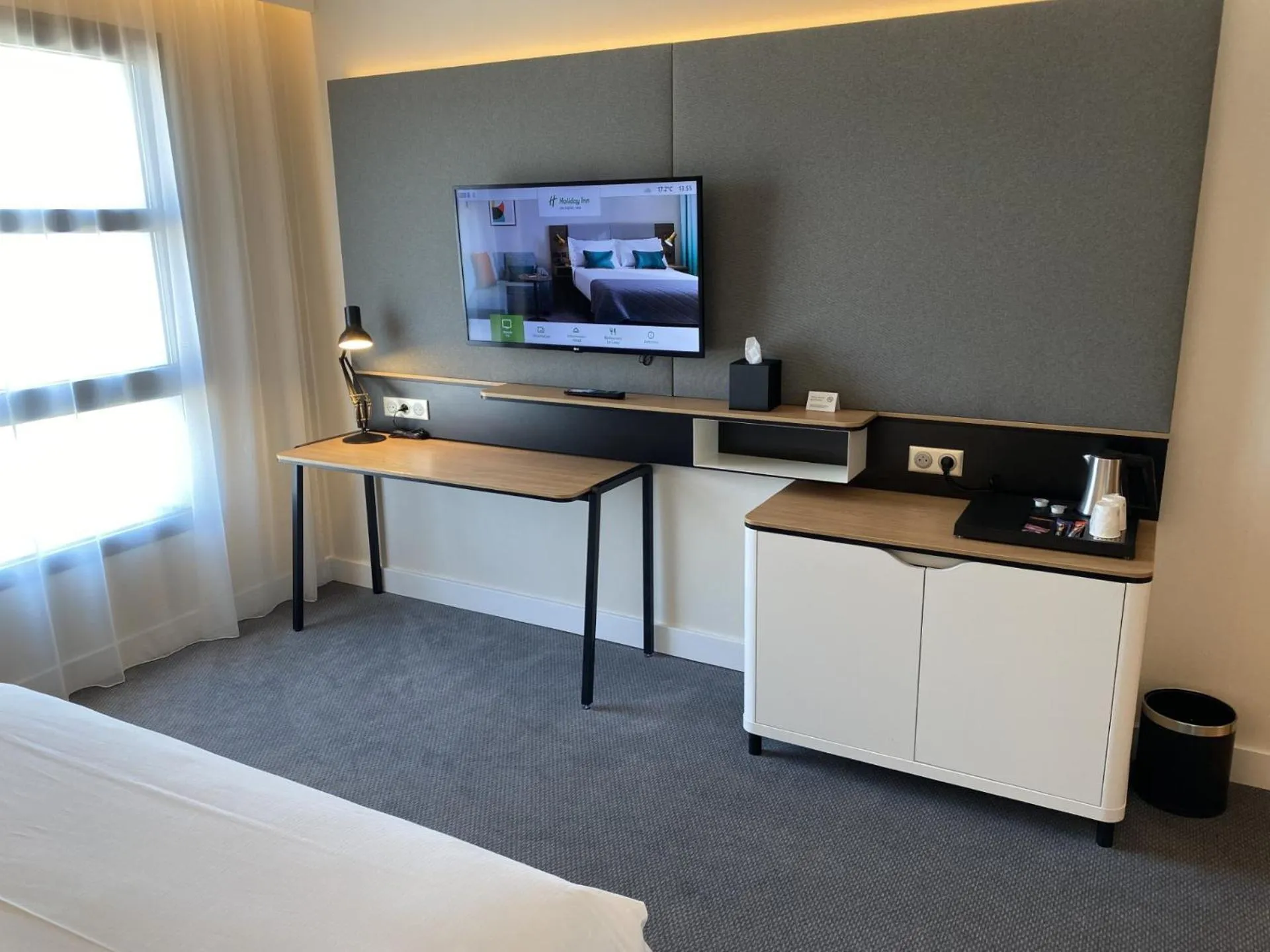 Standard Queen Room - Disability Access in Holiday Inn Dijon Sud - Longvic by IHG