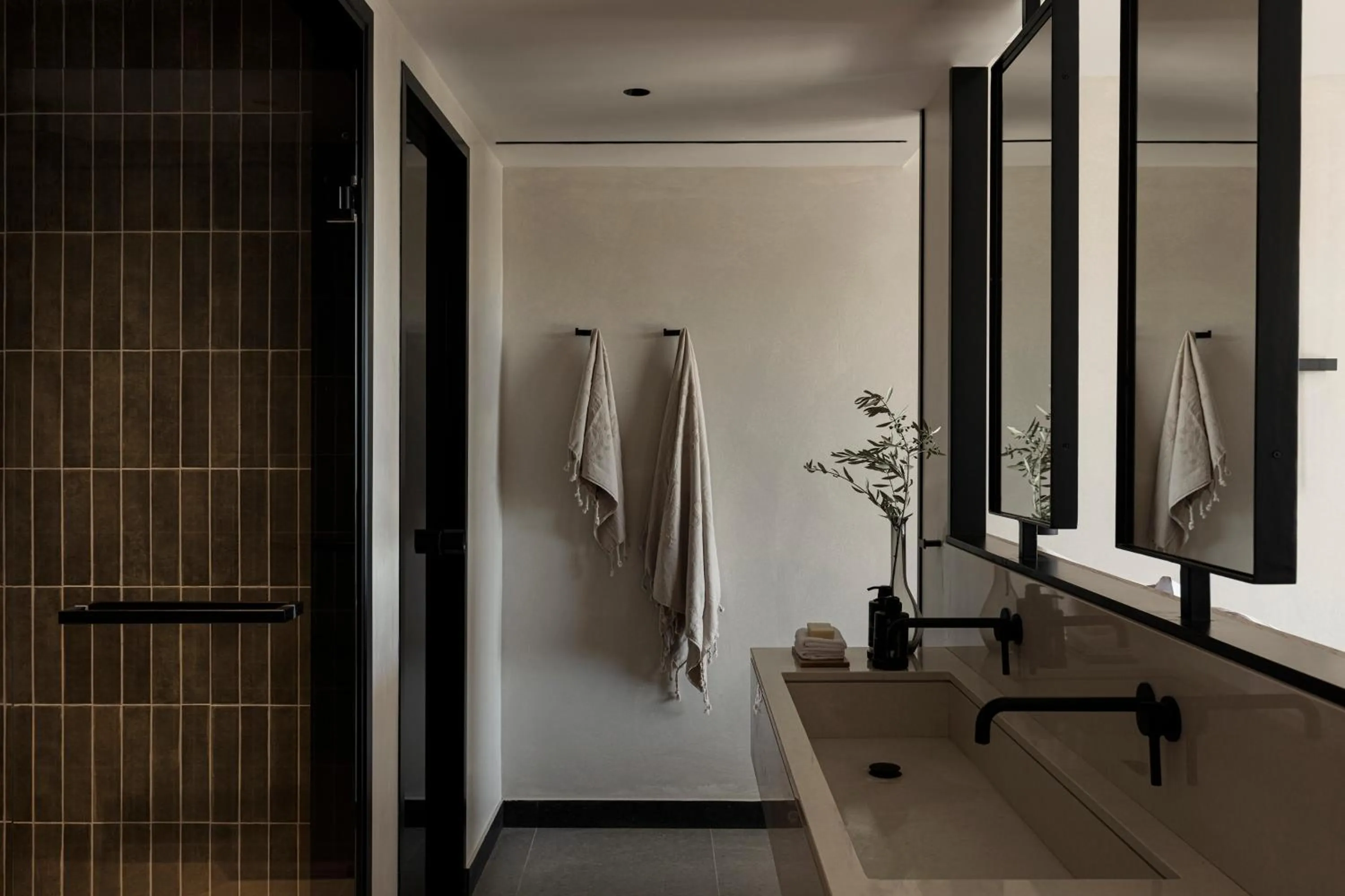 Deluxe Suite Mountain View in King Jason Zante – Designed for Adults