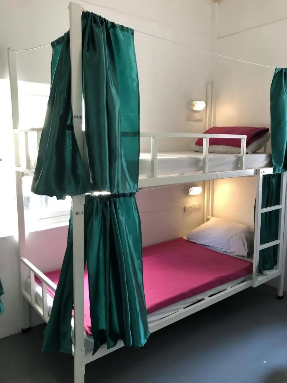 Bunk Bed in Mixed Dormitory Room in PLOY Hostel