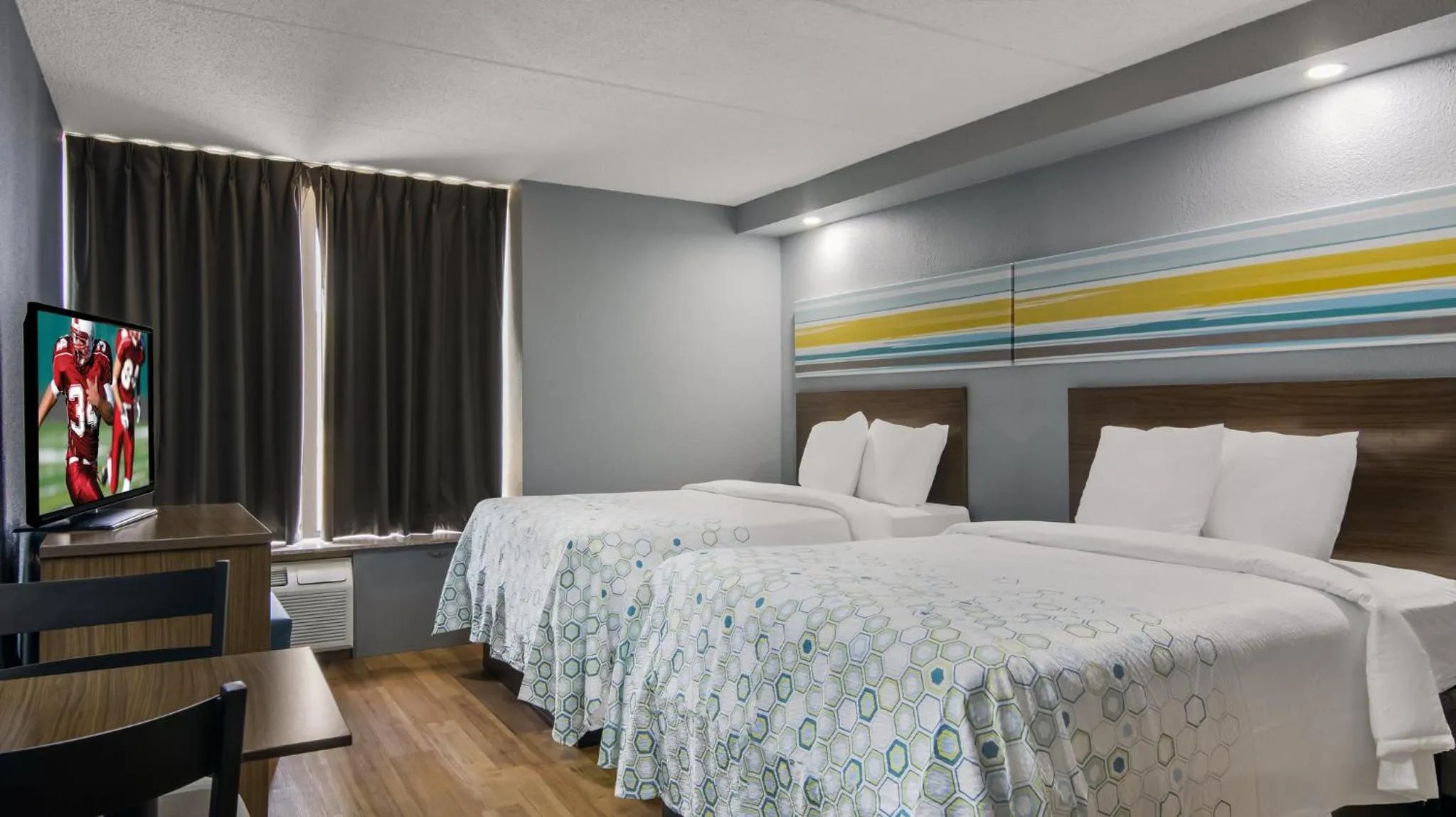 Studio Room with Two Double Beds Non-Smoking in HomeTowne Studios by Red Roof and Conference Center Chicago - N Aurora Naperville