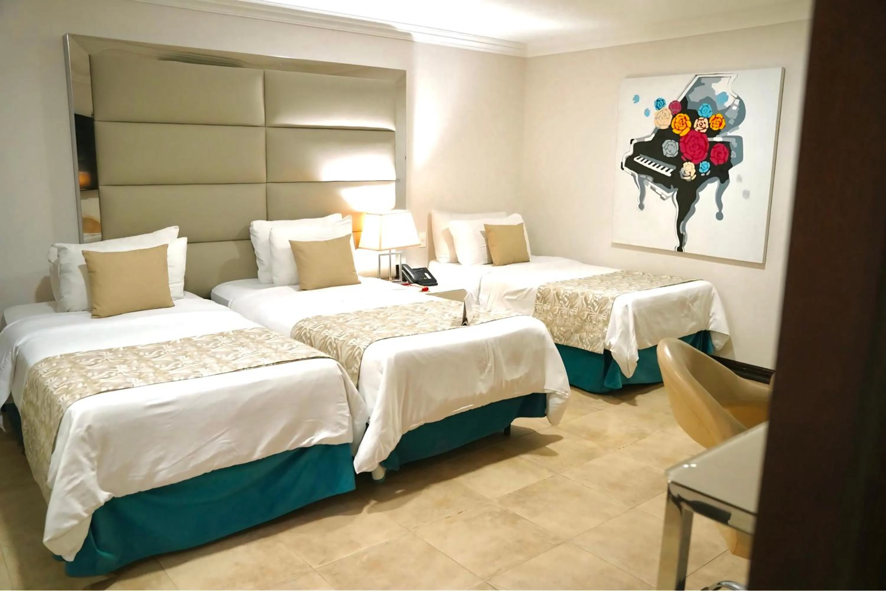 Deluxe Triple Room in Hotel Windsor Barranquilla