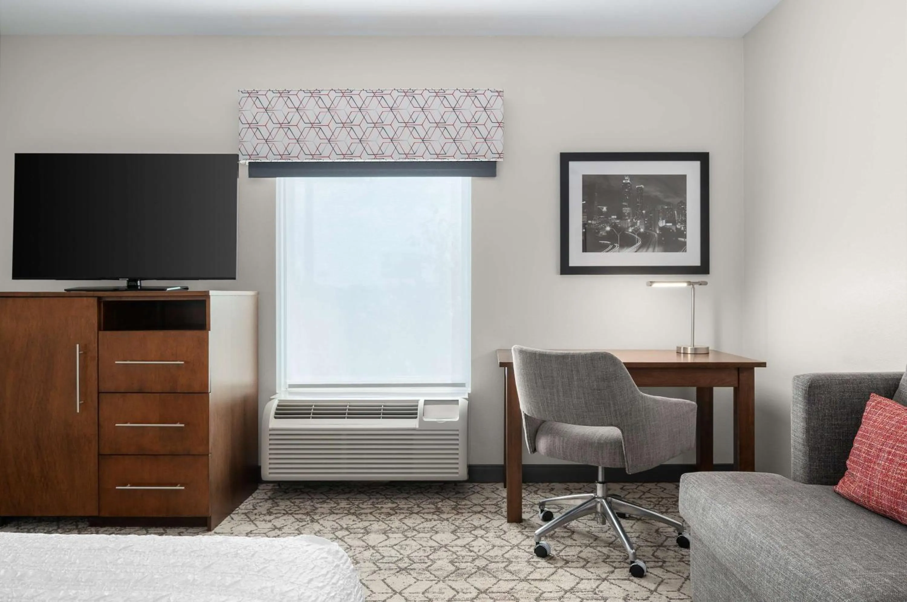 King Room - Non-Smoking in Hampton Inn Atlanta McDonough