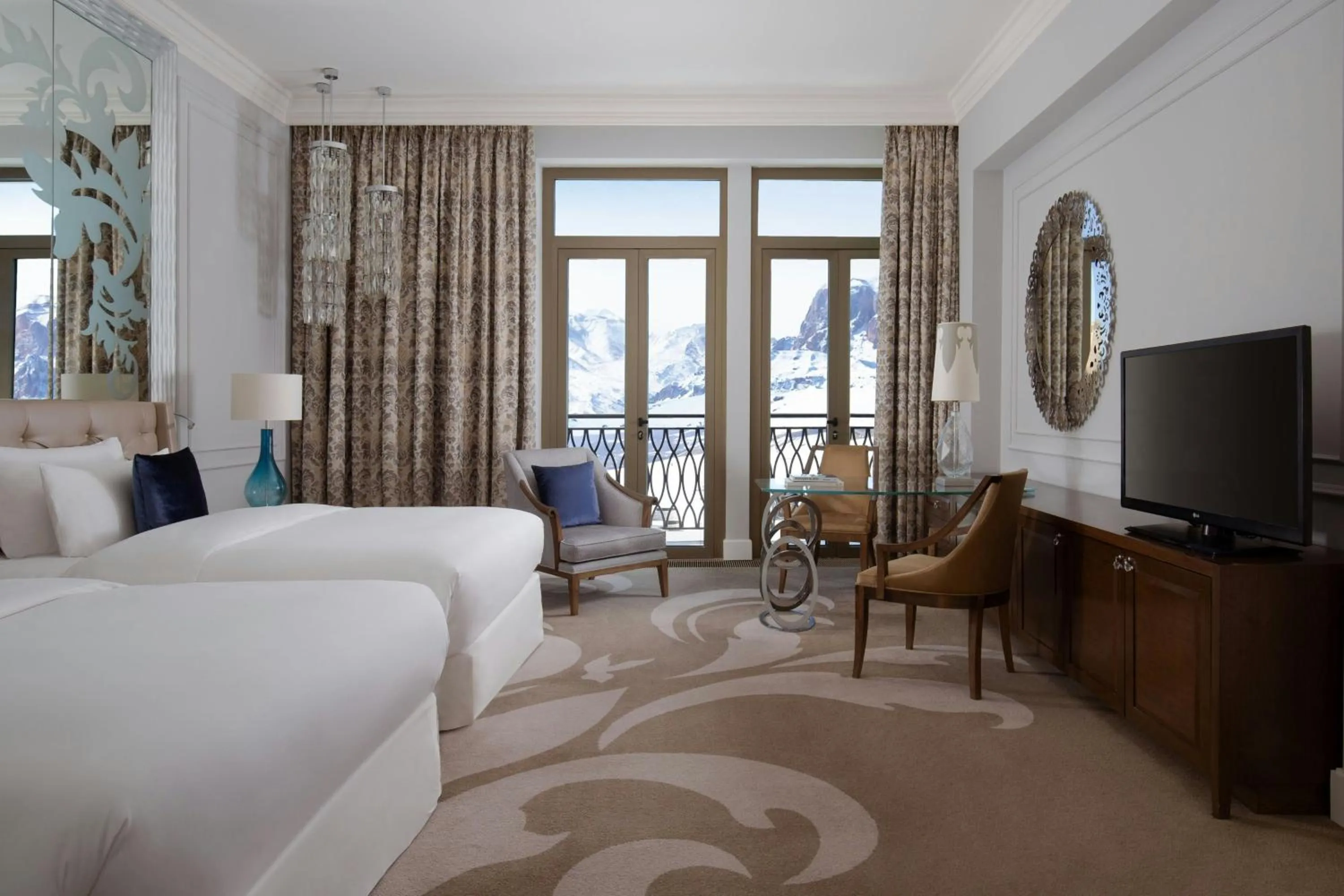 Deluxe King or Queen Room with Balcony in Pik Palace, Shahdag, Autograph Collection