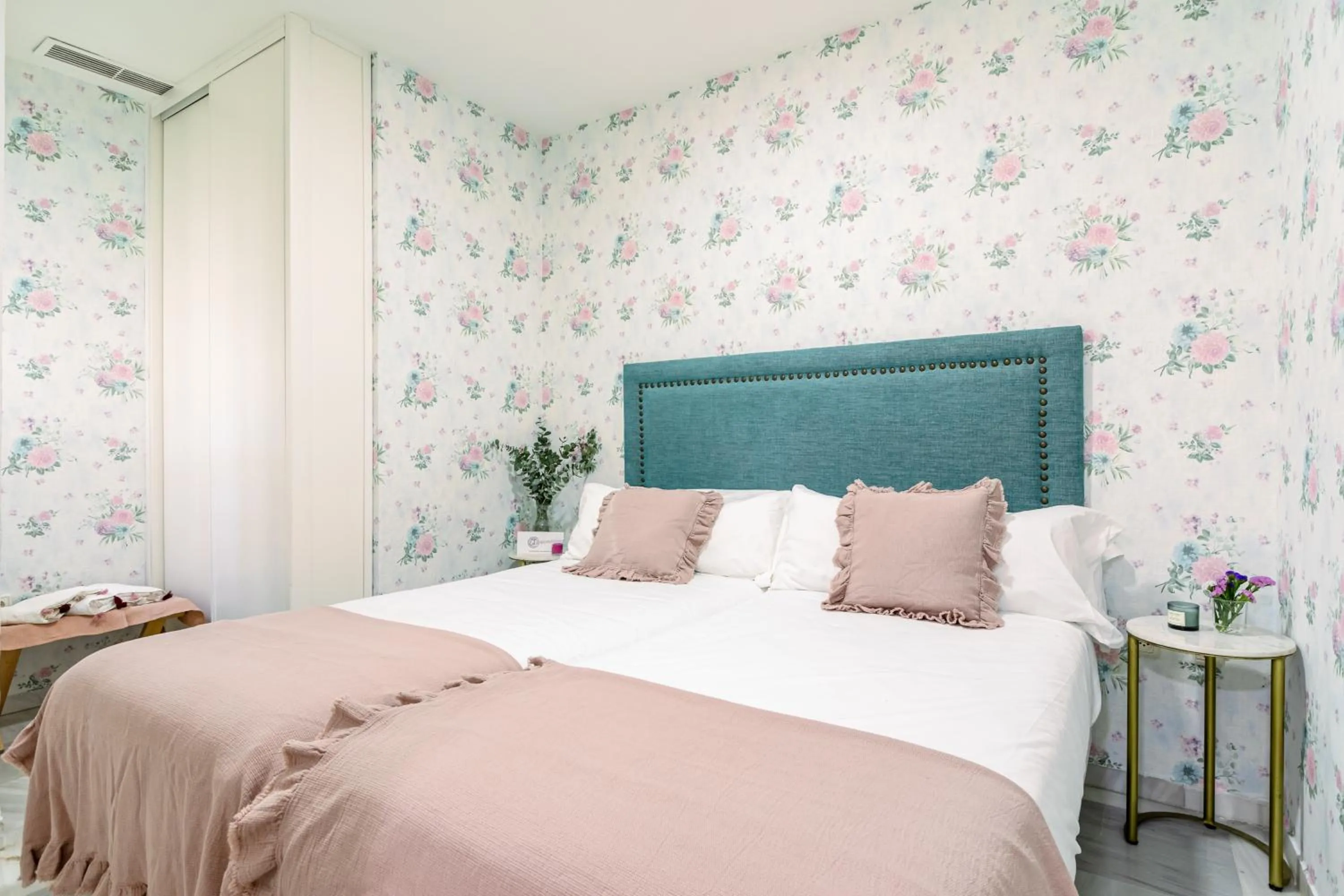 Double or Twin Room in nüa alameda