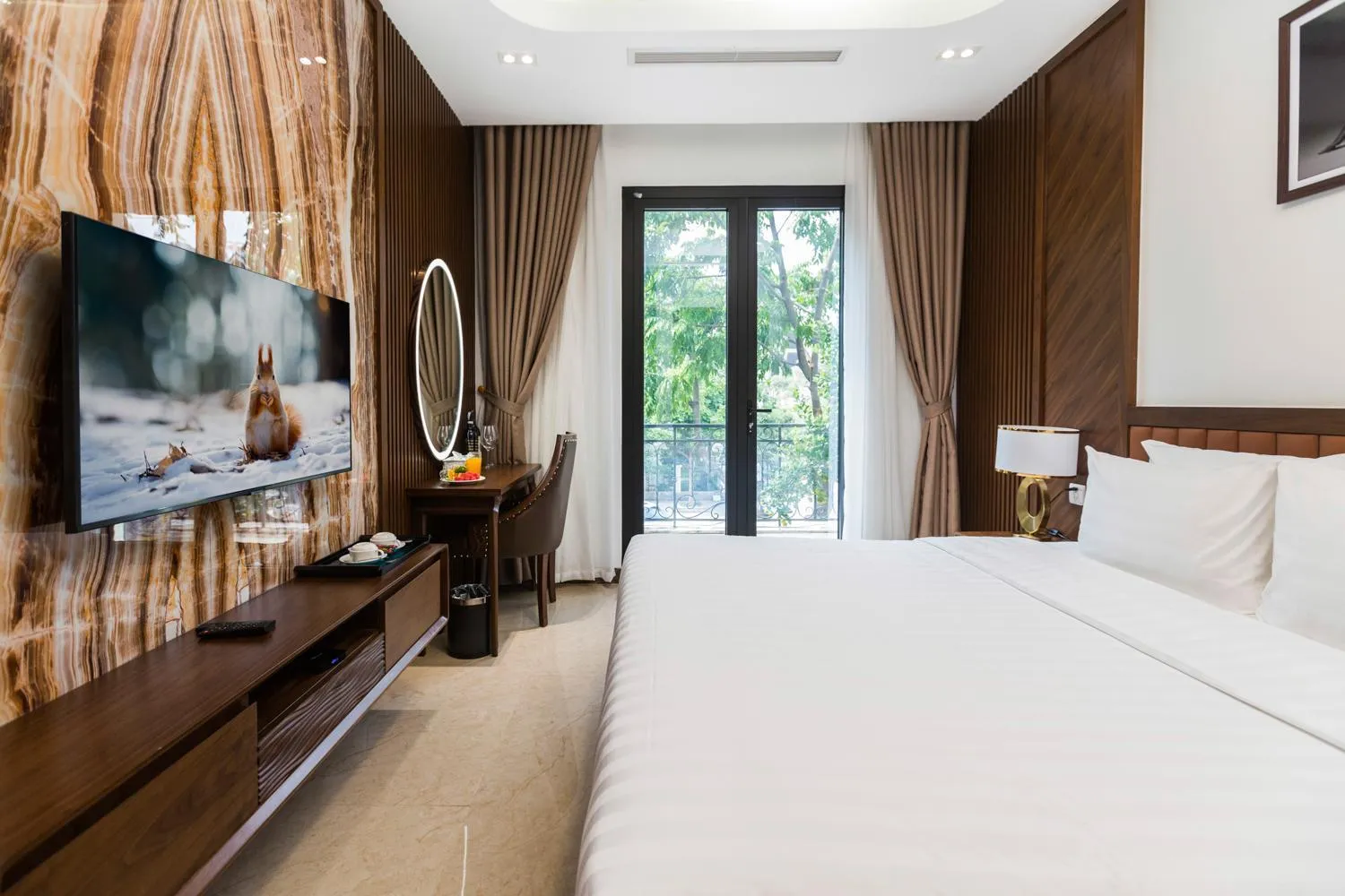 Deluxe King Room in Blubiz Hotel Mỹ Đình (Blubiz Hotel 2)