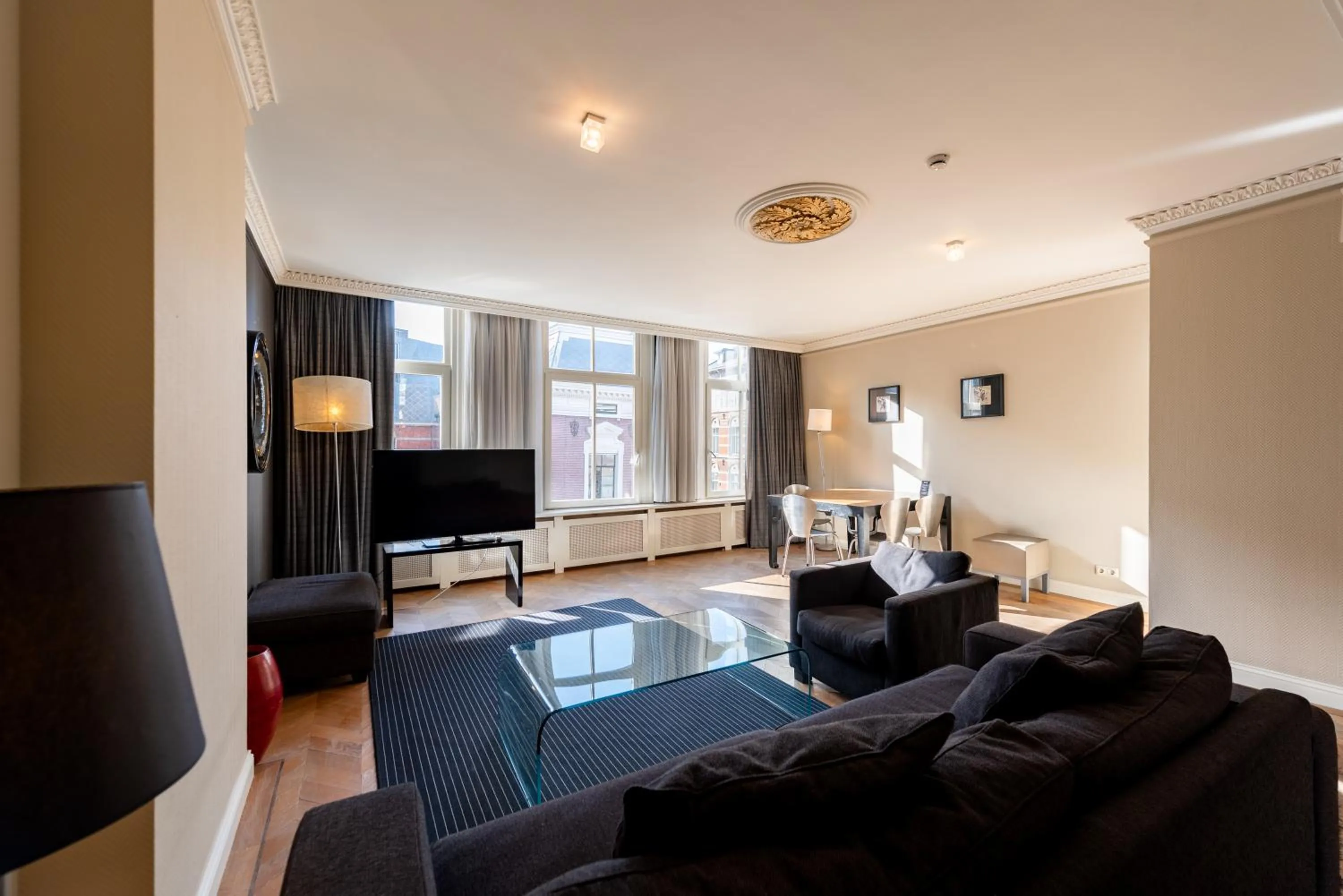 One-Bedroom Apartment in Catalonia Vondel Amsterdam