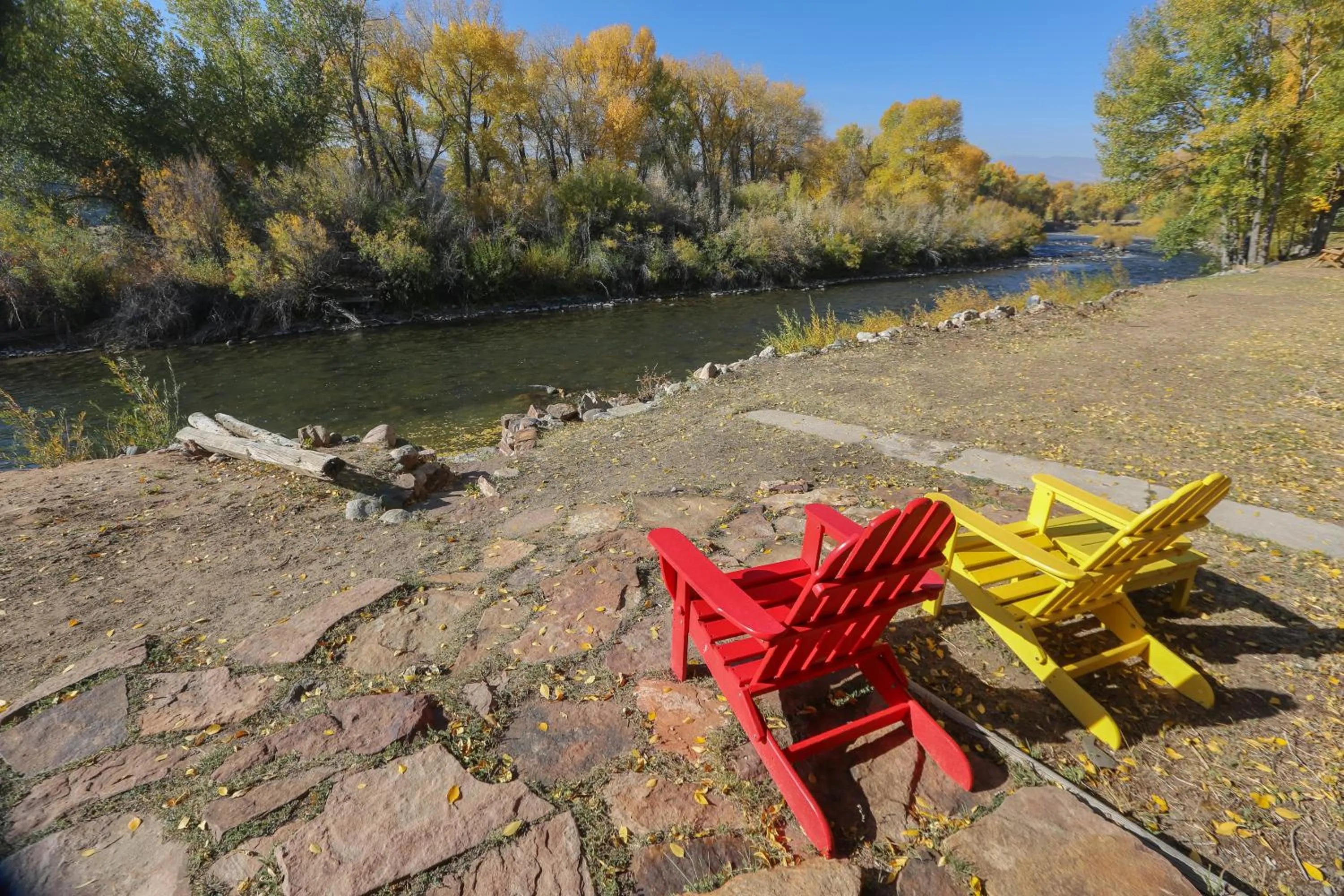 Three-Bedroom House in Chinook Winds Lodge