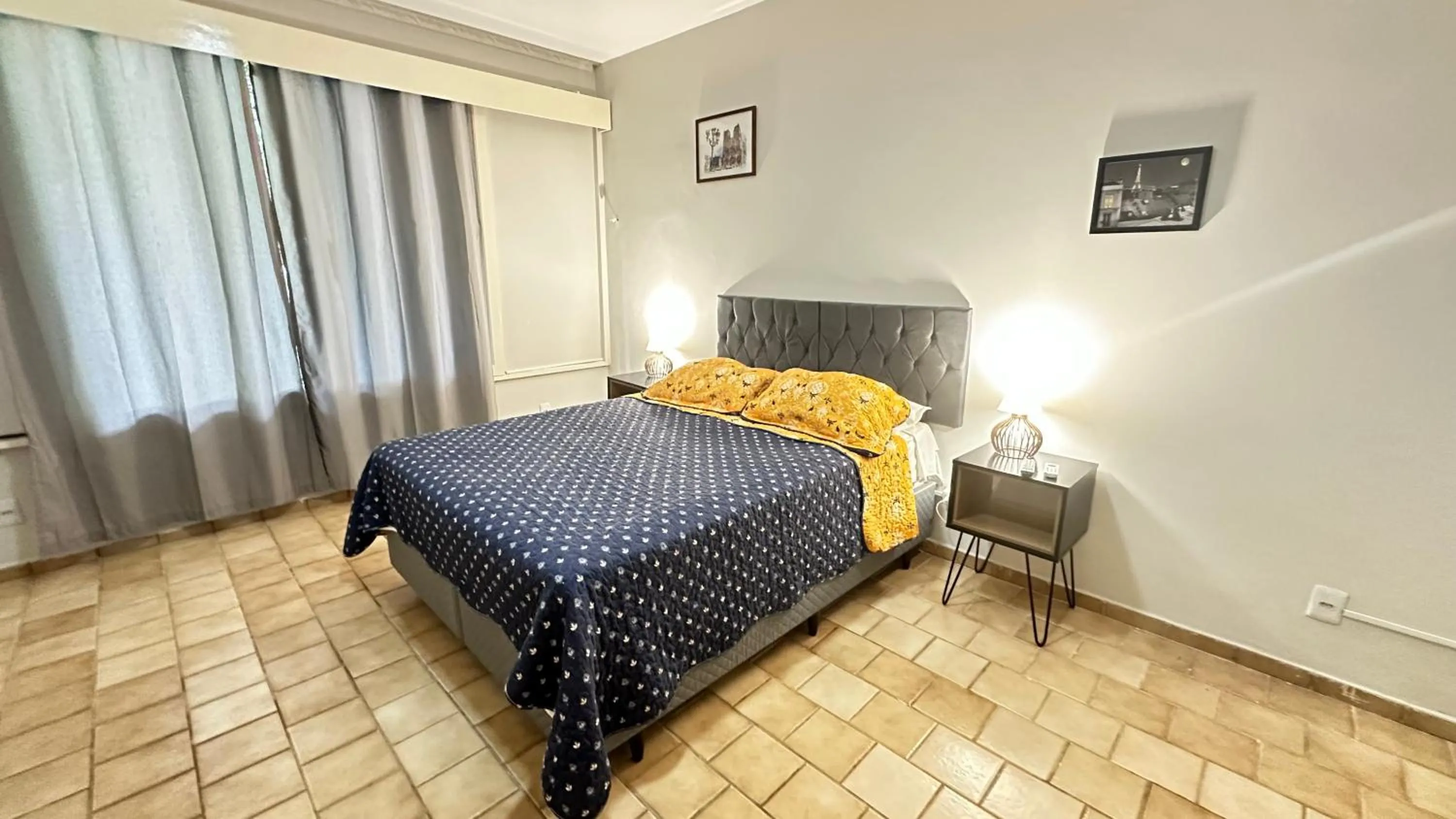 Deluxe Queen Suite in Garden 437 Suítes