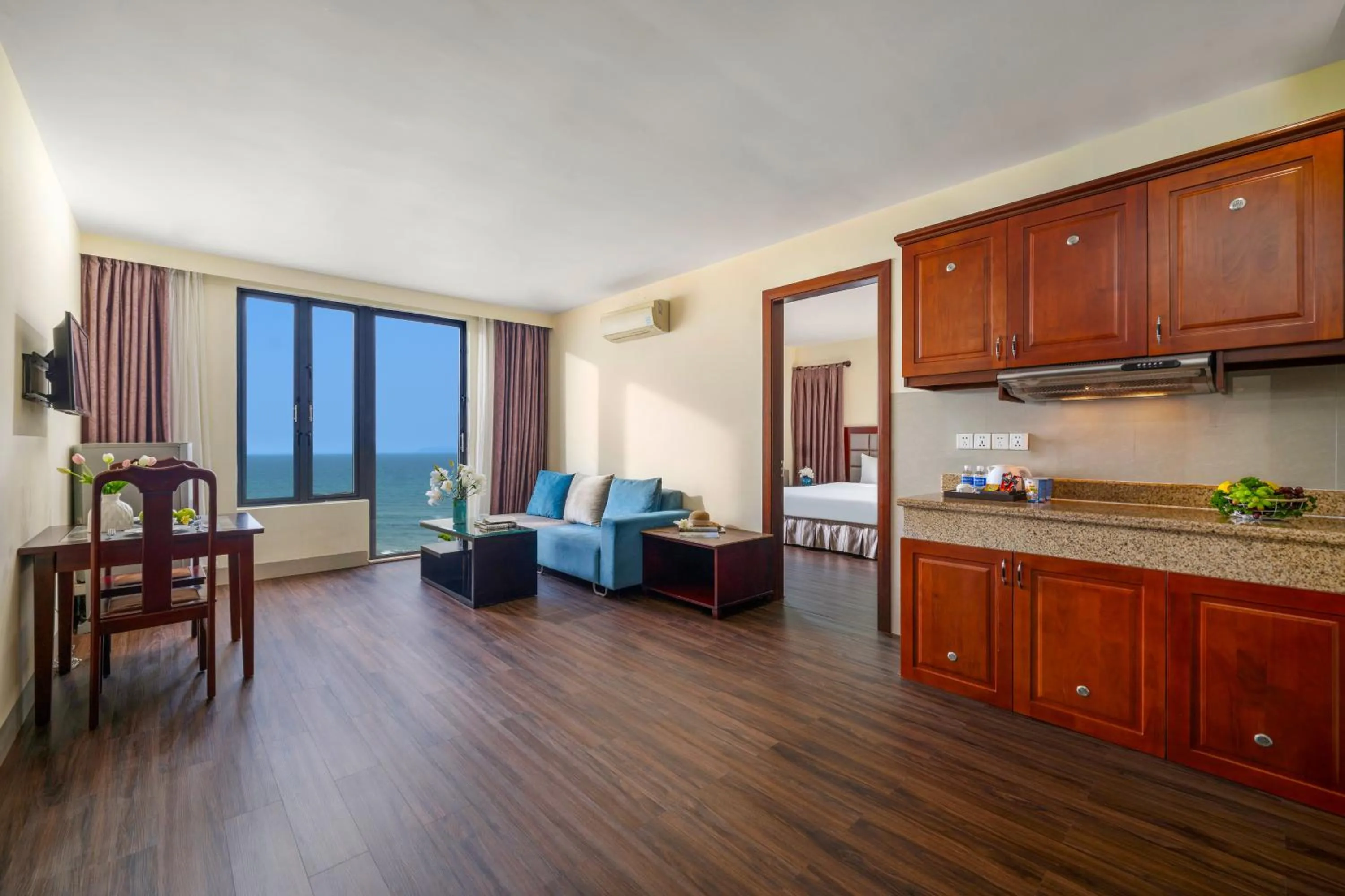 Studio with Sea View in SeaFront Hotel DaNang