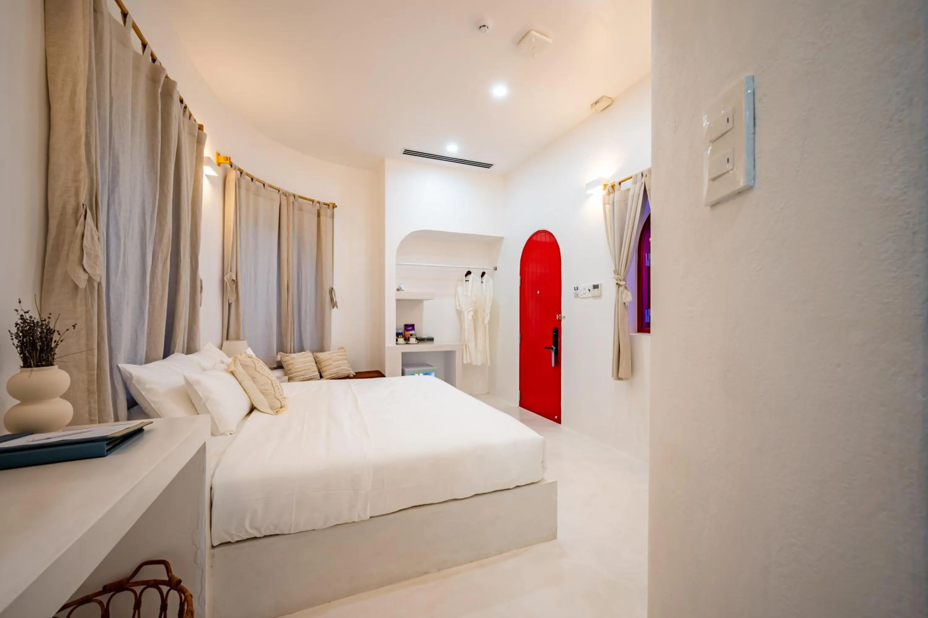 Junior Suite in Happiness Hotel