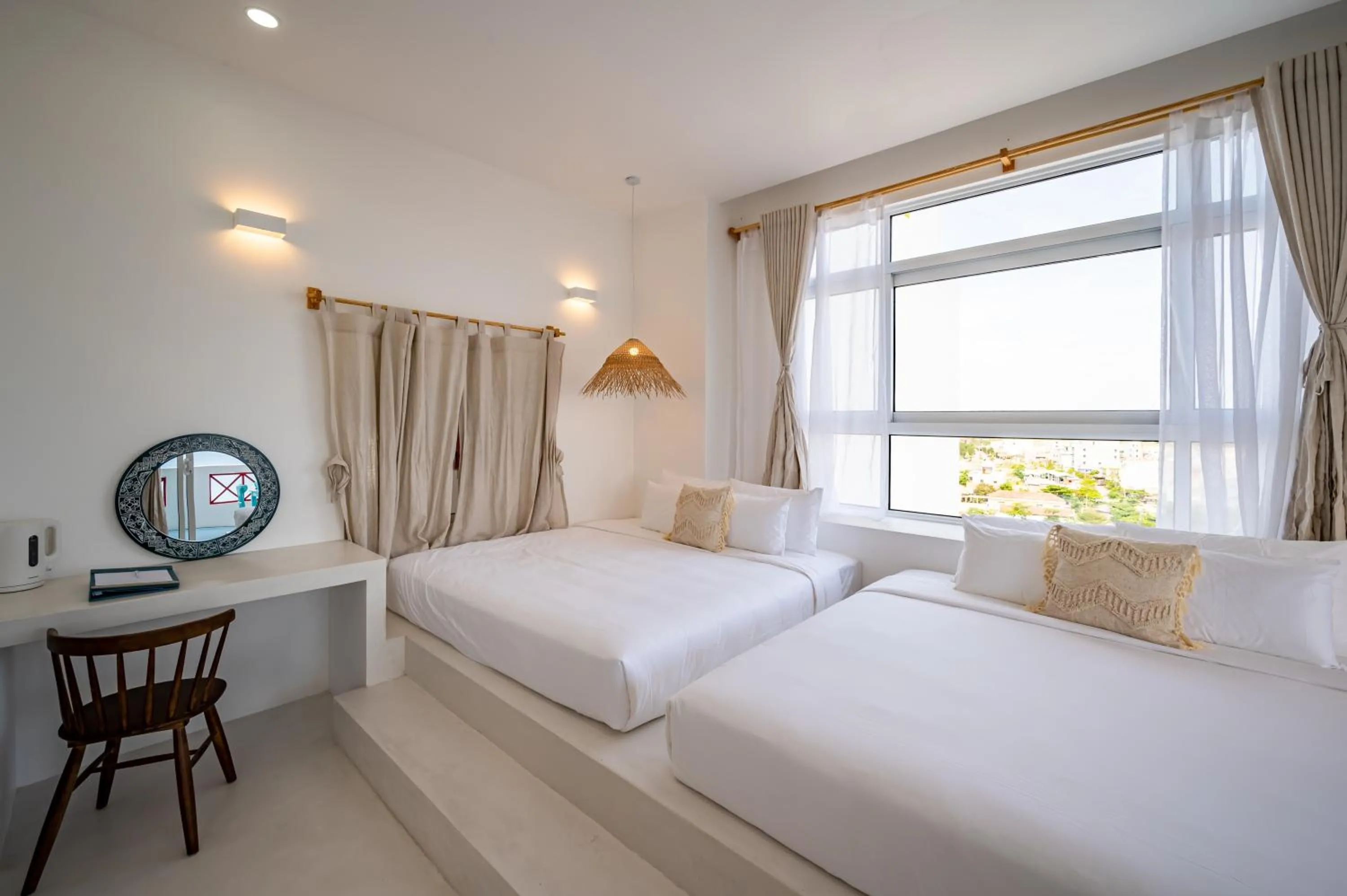 Suite with Terrace in Happiness Hotel