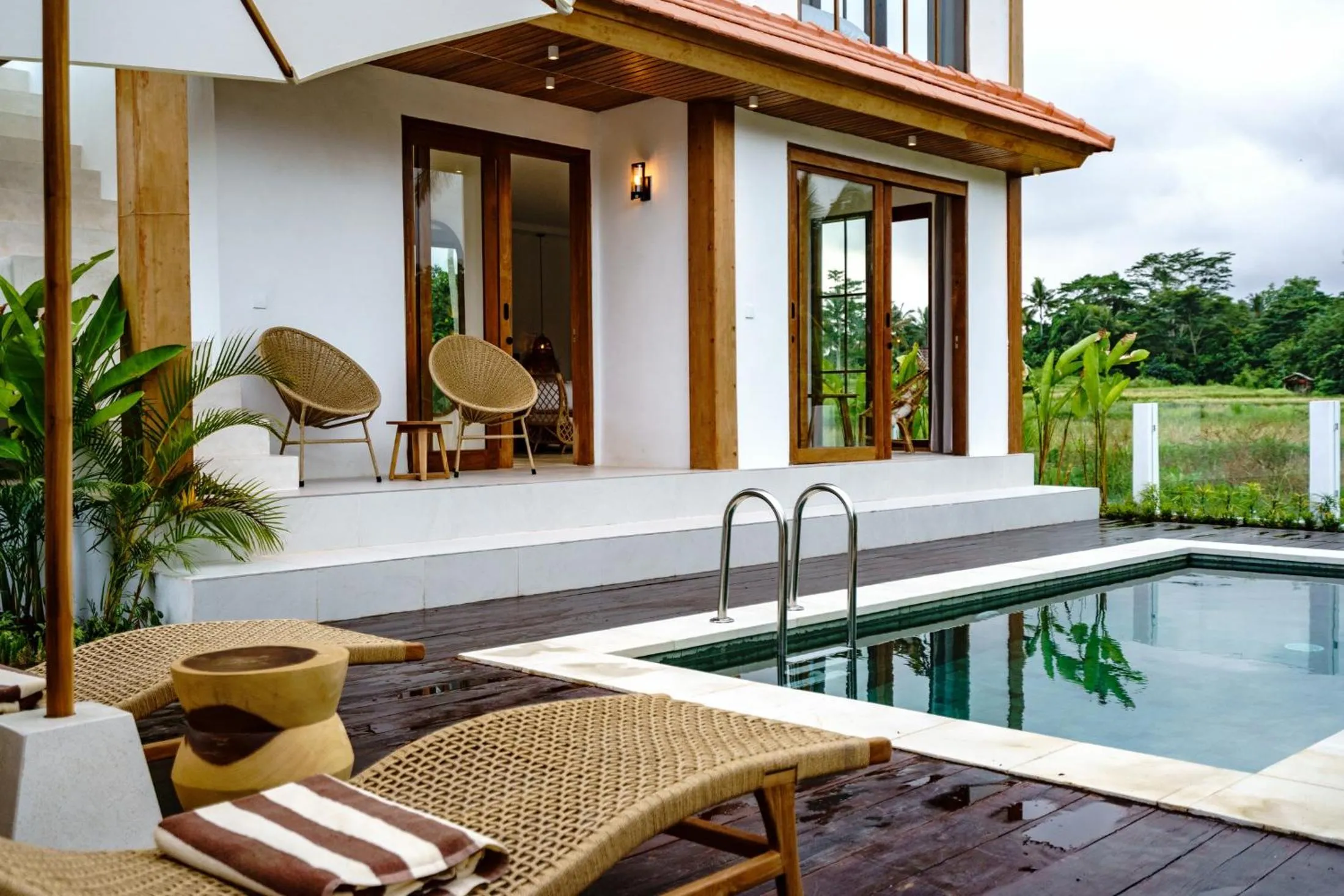 One-Bedroom Villa in Elegant Tembaga by EVDEkimi Villa - A Modern Home with Panoramic Views and Pool