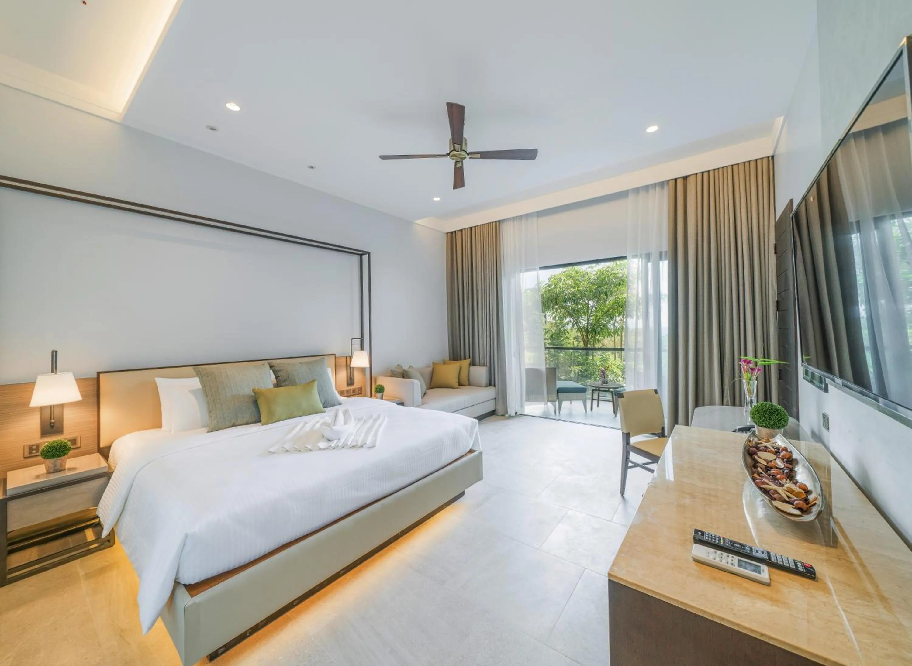 Junior Suite in Discovery Samal