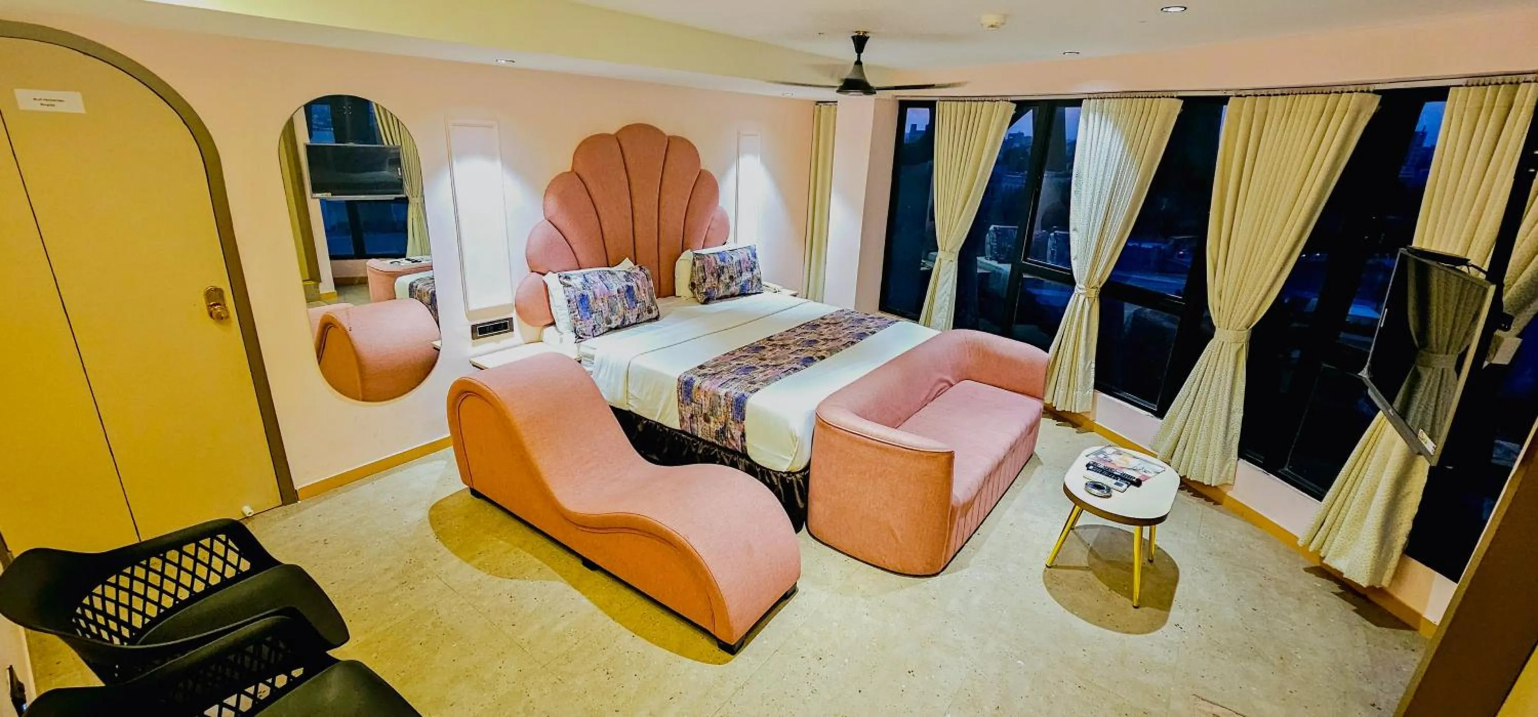 Suite with City View - single occupancy in Hotel Nova Bling