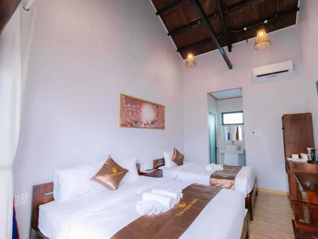 Superior Triple Room in The Poplar Resort Phú Quốc