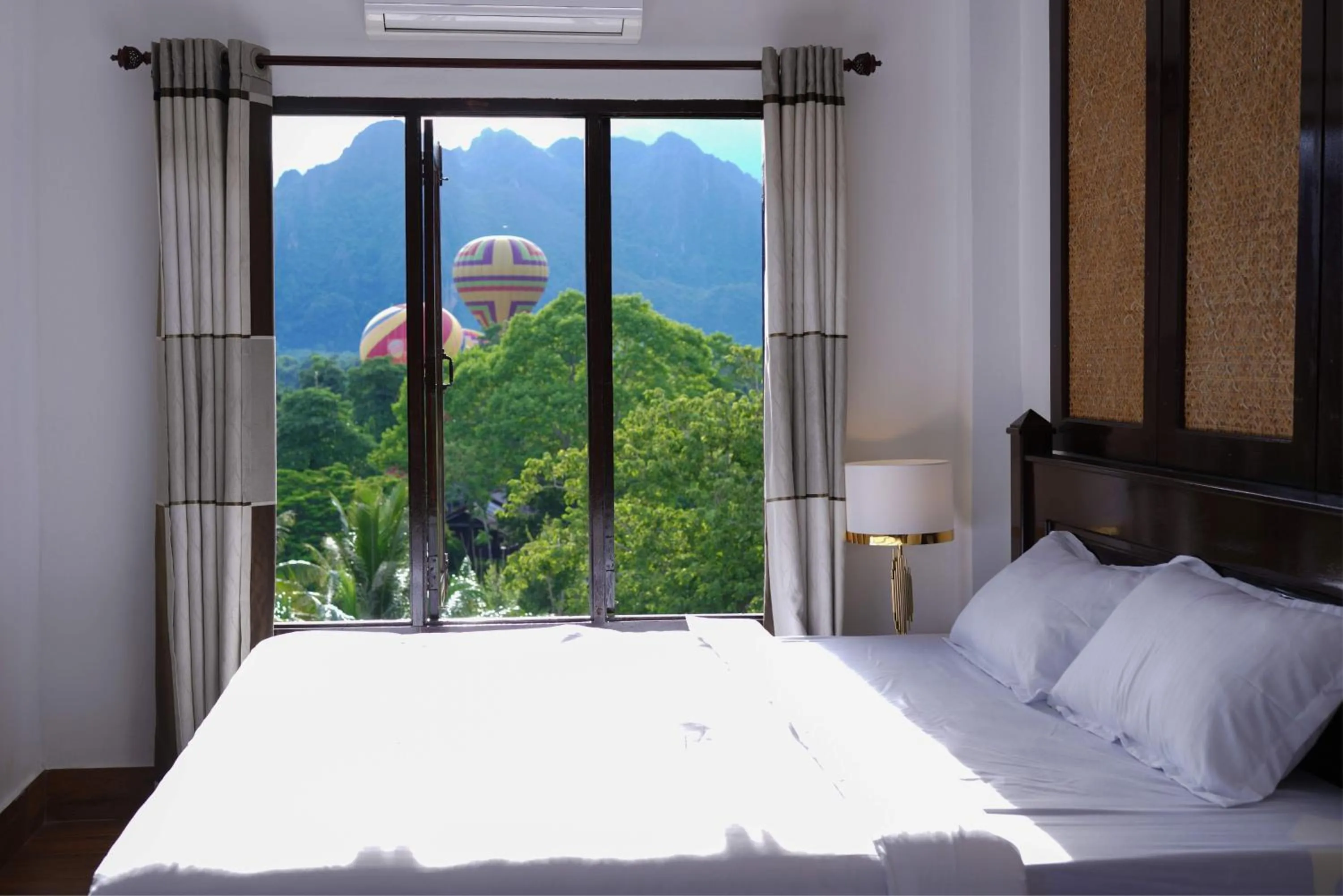 Superior Double Room in Mad Monkey Vang Vieng