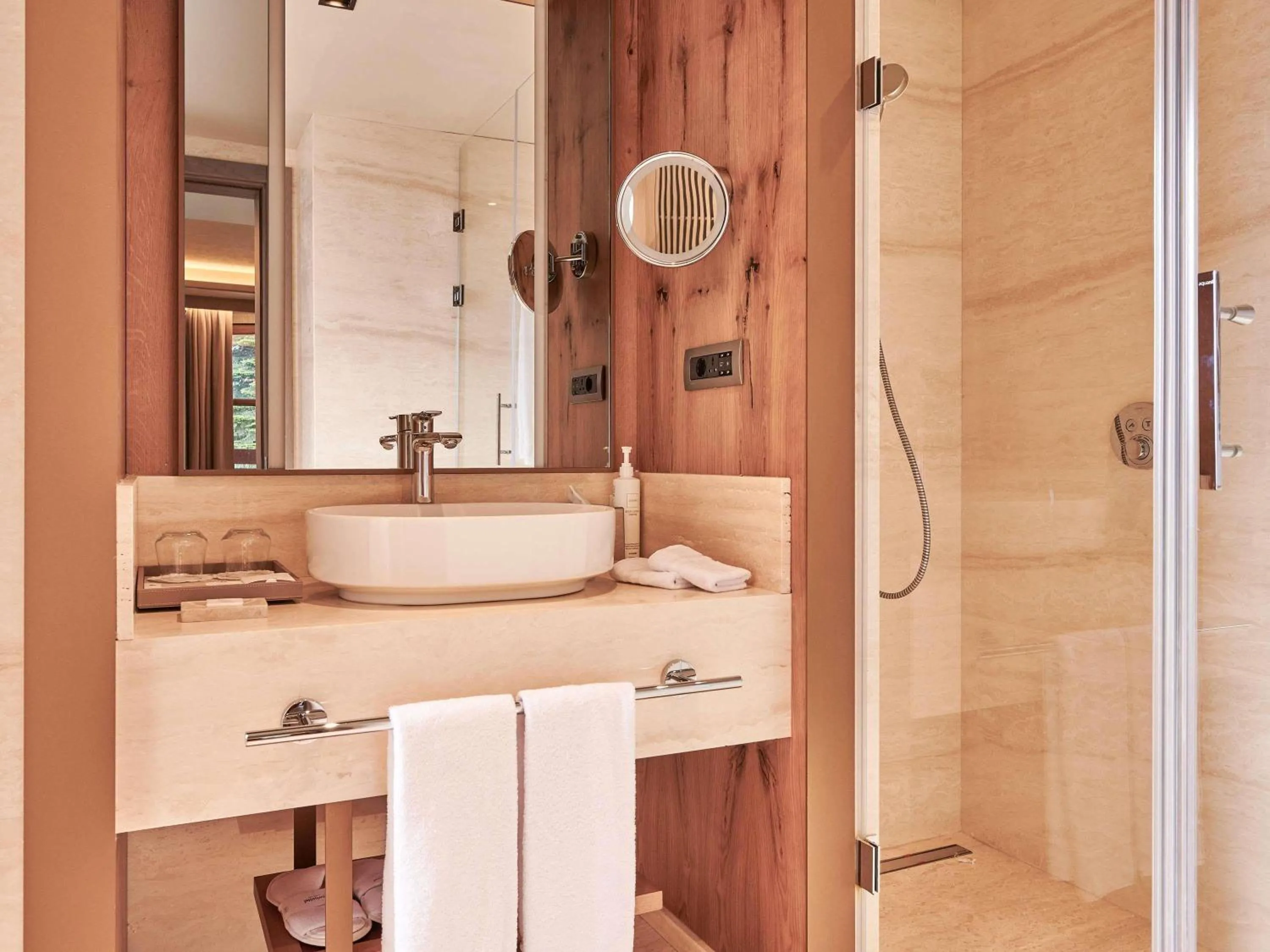 Swiss Executive King Room with Forest View in Swissotel Uludag Bursa