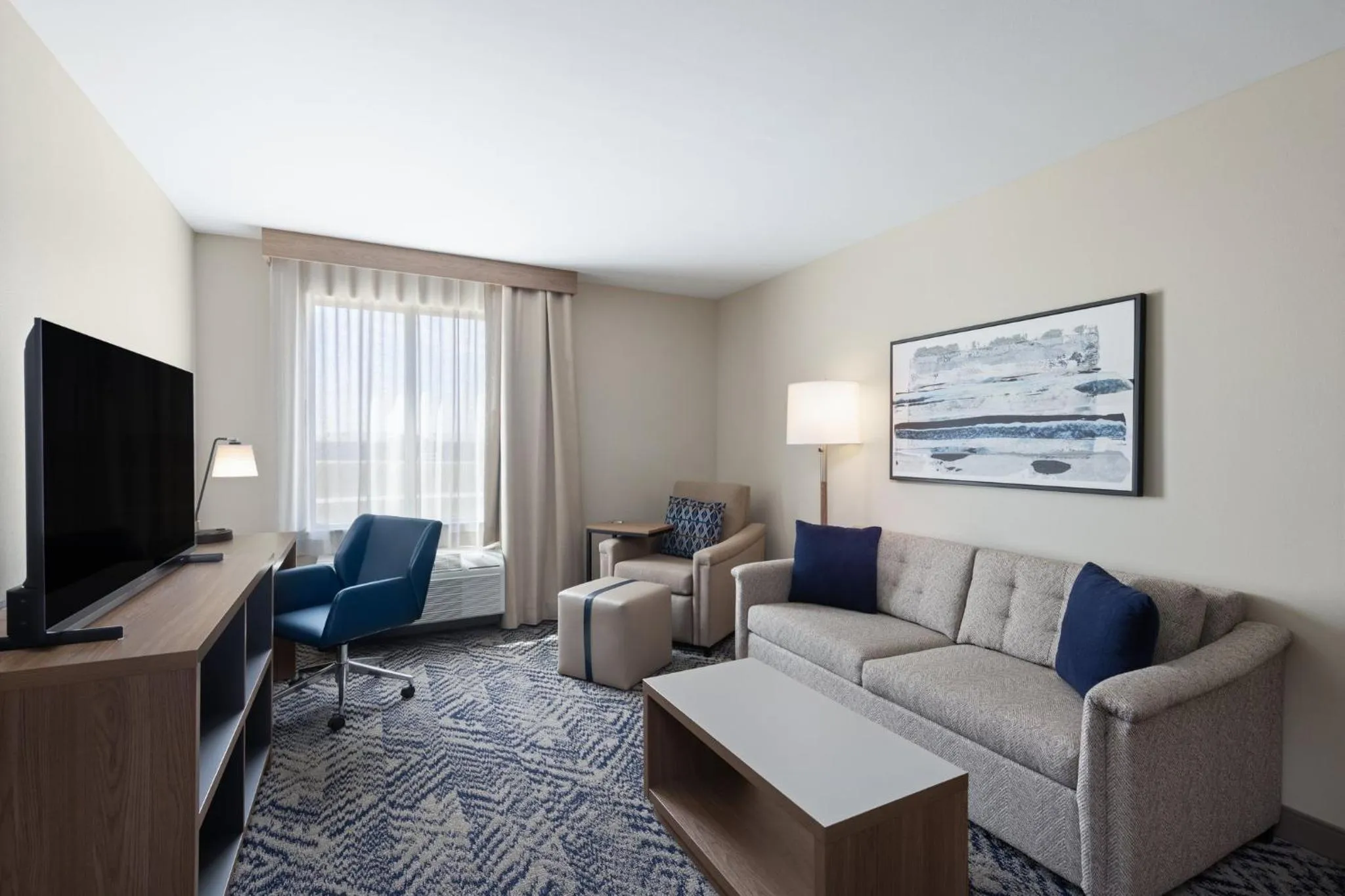 One-Bedroom King Suite in Candlewood Suites McPherson by IHG