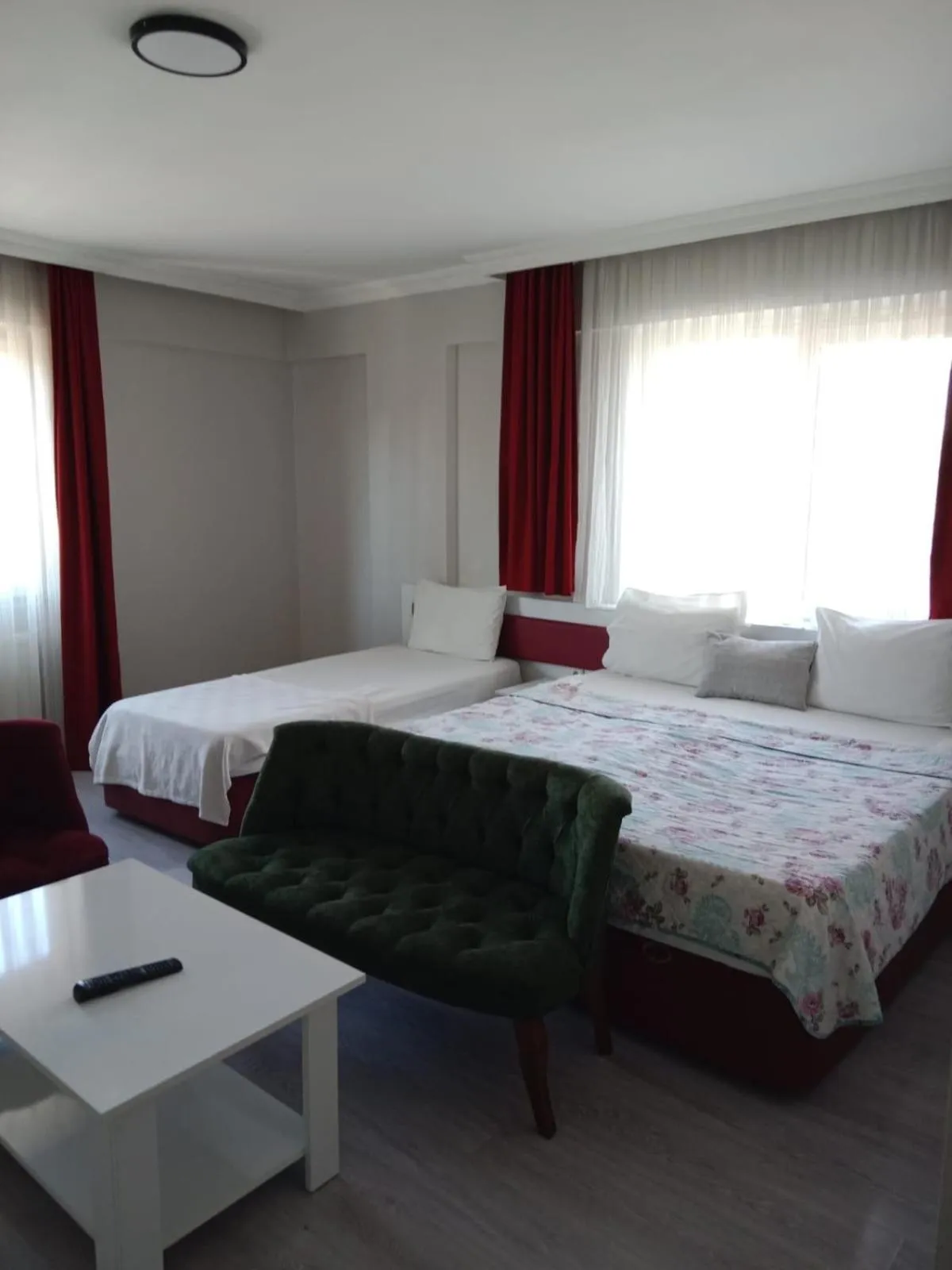 Family Room in YAŞAM HOTEL