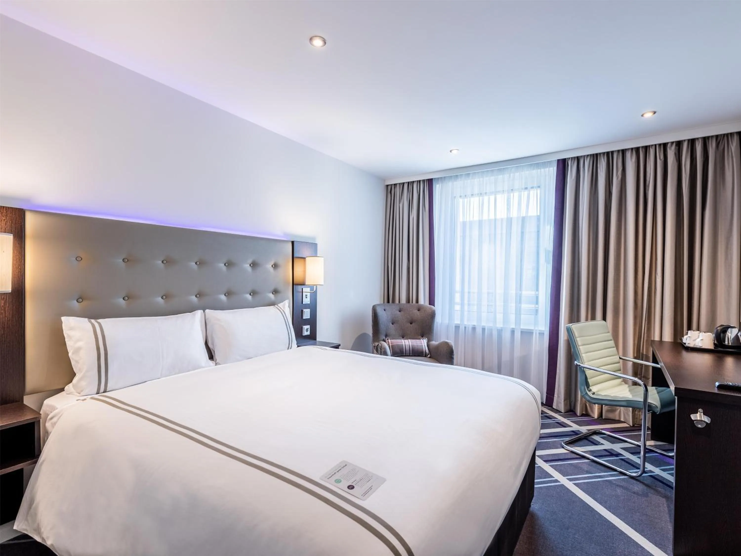 Standard Double Room in Premier Inn München City Zentrum