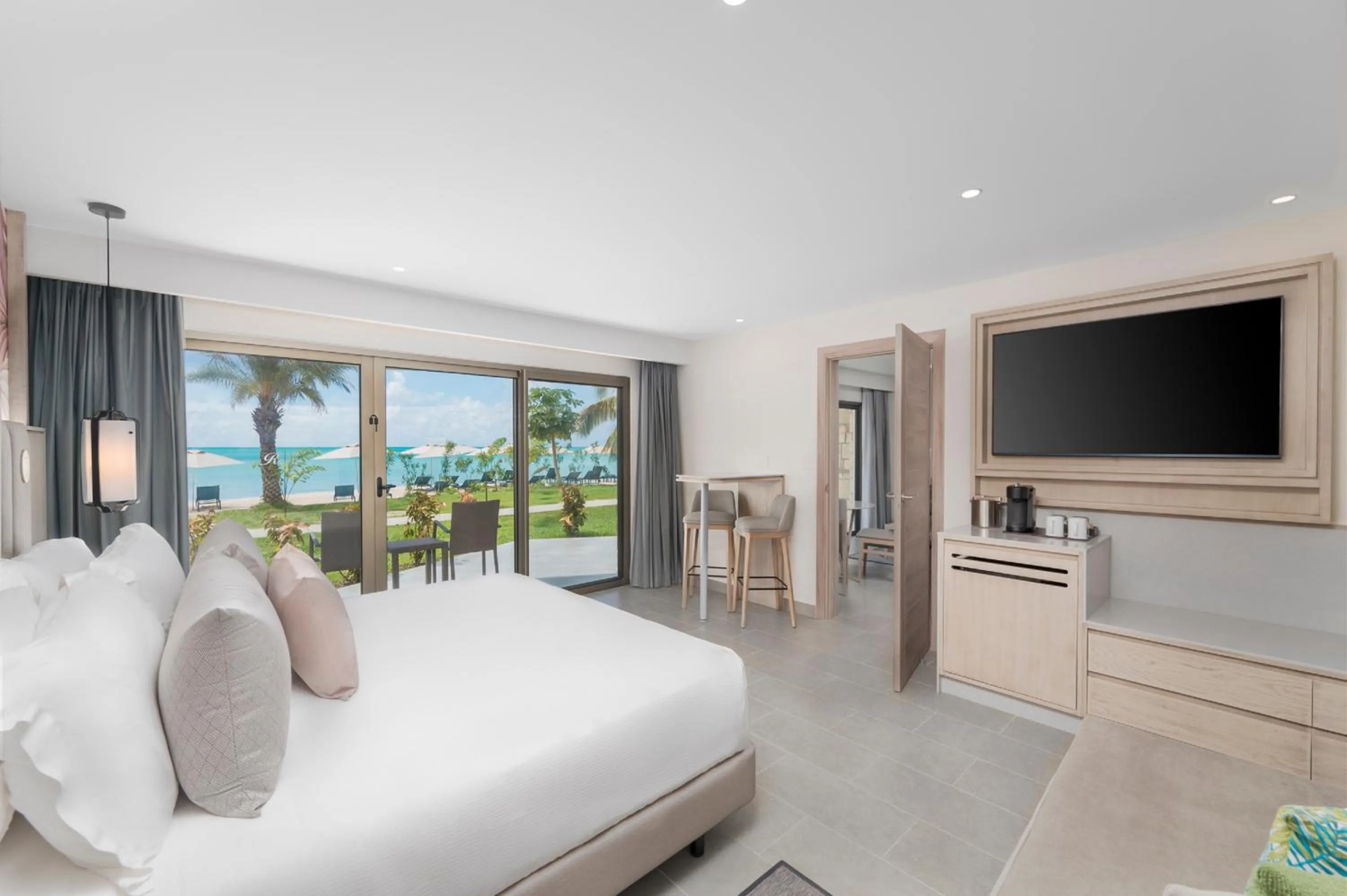 Luxury Presidential Beach Front Walkout One Bedroom Suite Diamond Club in Royalton CHIC Antigua, An Autograph Collection All-Inclusive Resort - Adults Only
