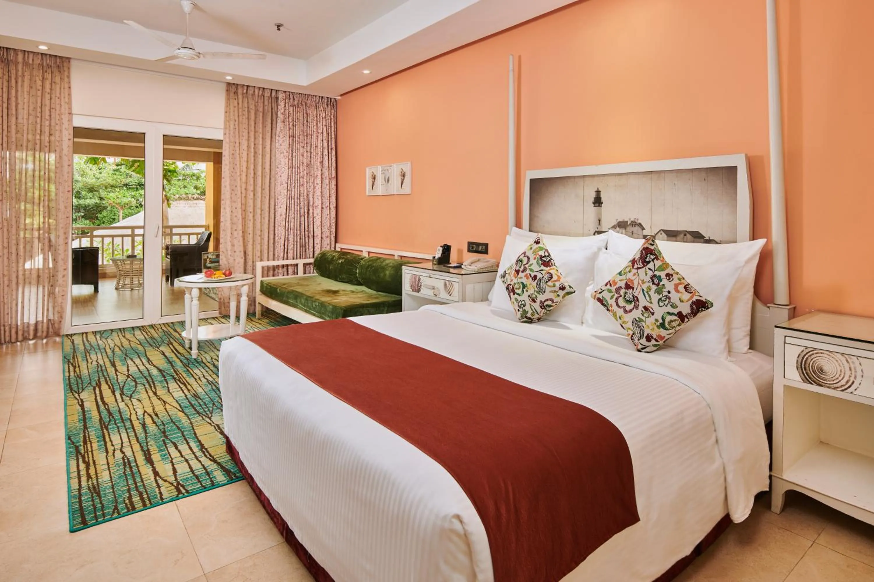 Premium Double Room in Mayfair Waves