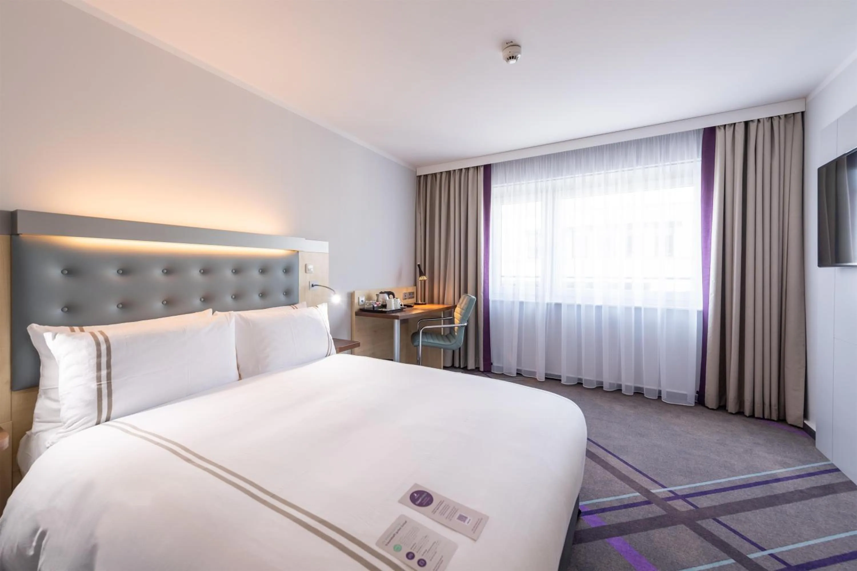 Double Room - Disability Access in Premier Inn Stuttgart Airport