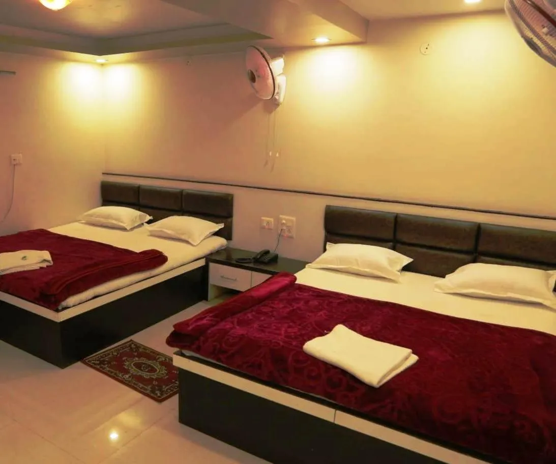 Standard Family Room in Venus Hotel 5 Minute Walking Distance from Dargah