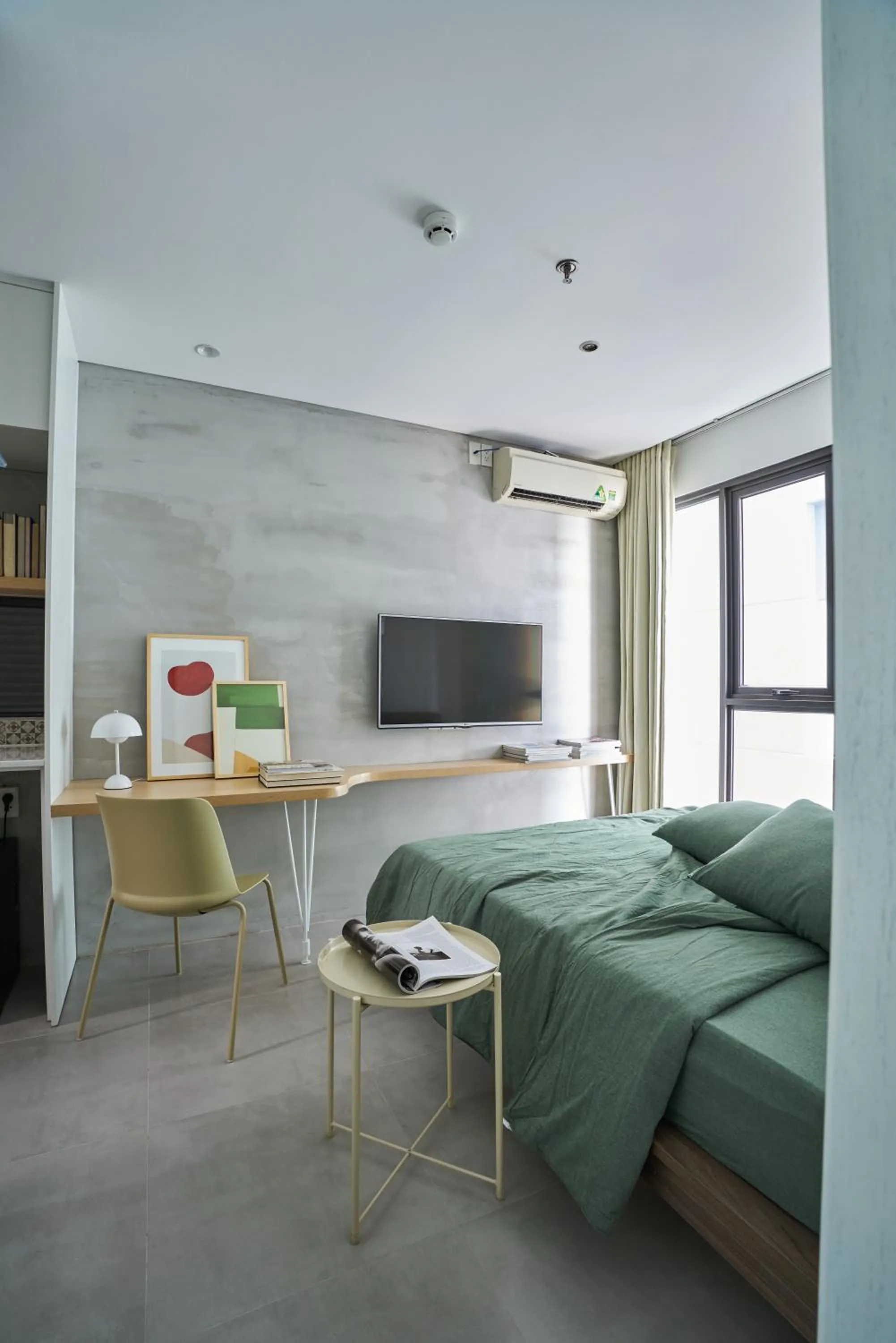 Standard Studio in Express by M Village Nguyễn Văn Thủ