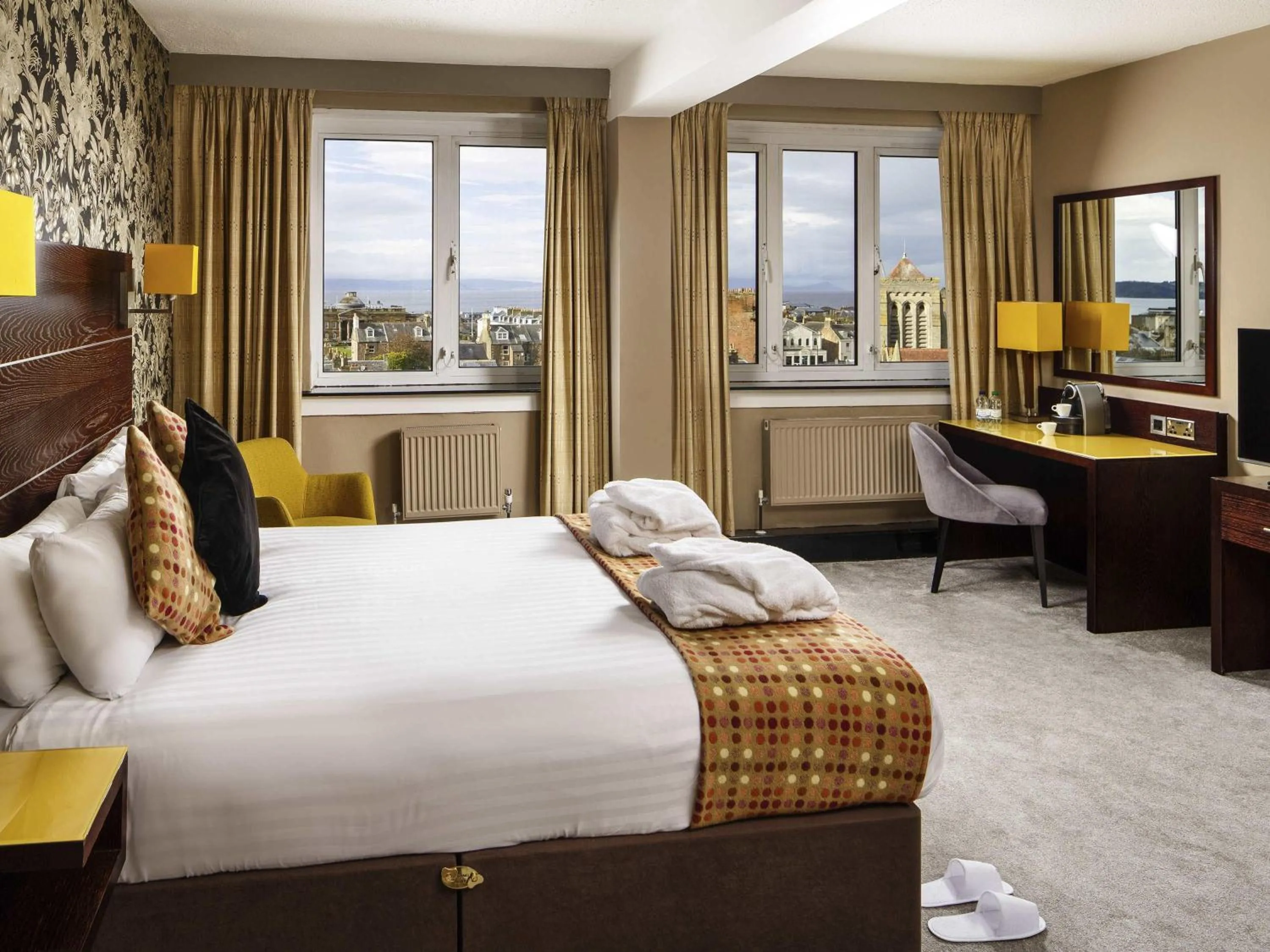 Privilege Double Room with Sea View in Mercure Ayr Hotel