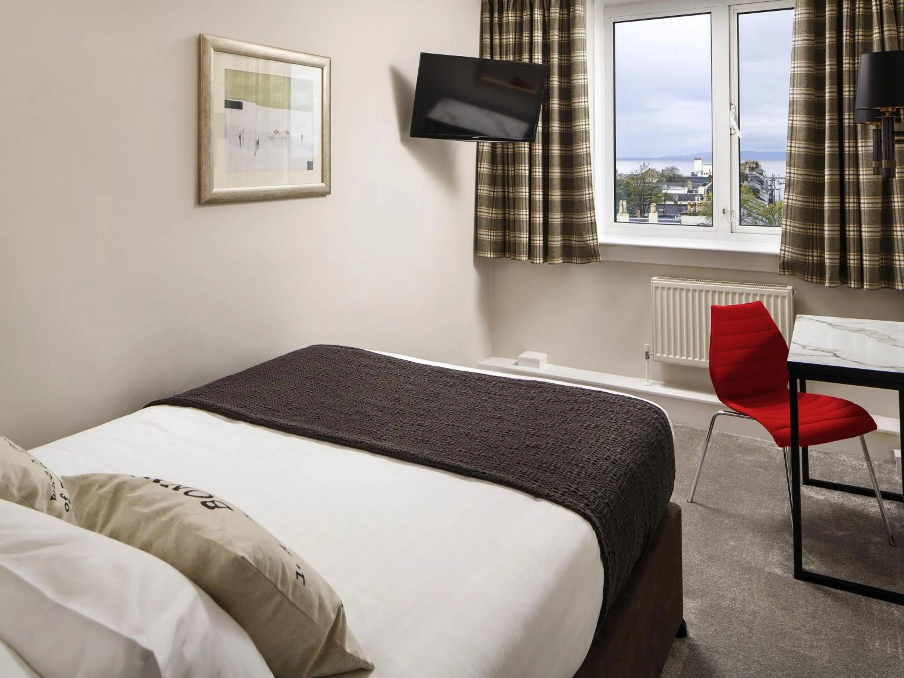 Compact Double Room in Mercure Ayr Hotel