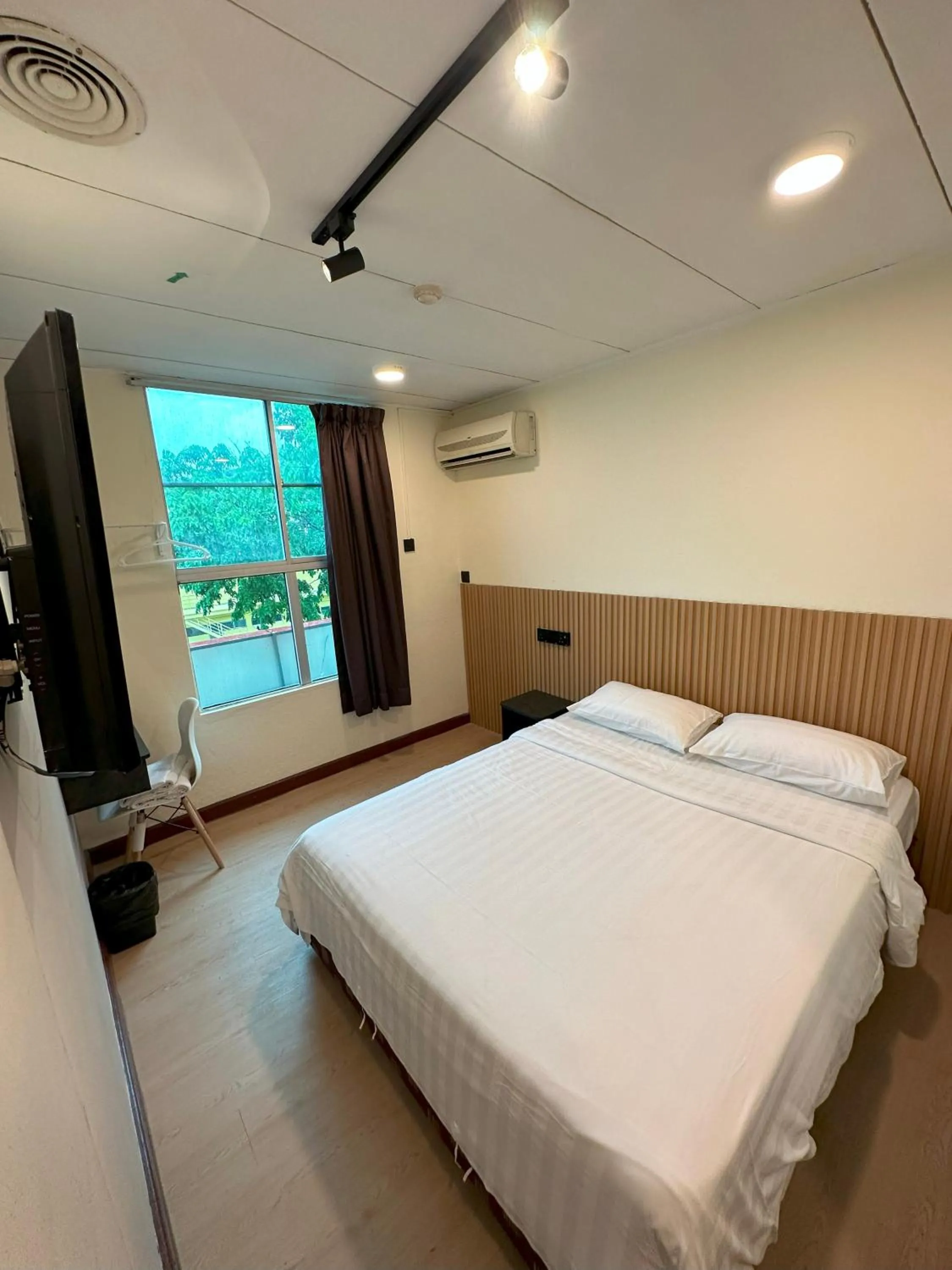 Superior Queen Room in CU Boutique Hotel