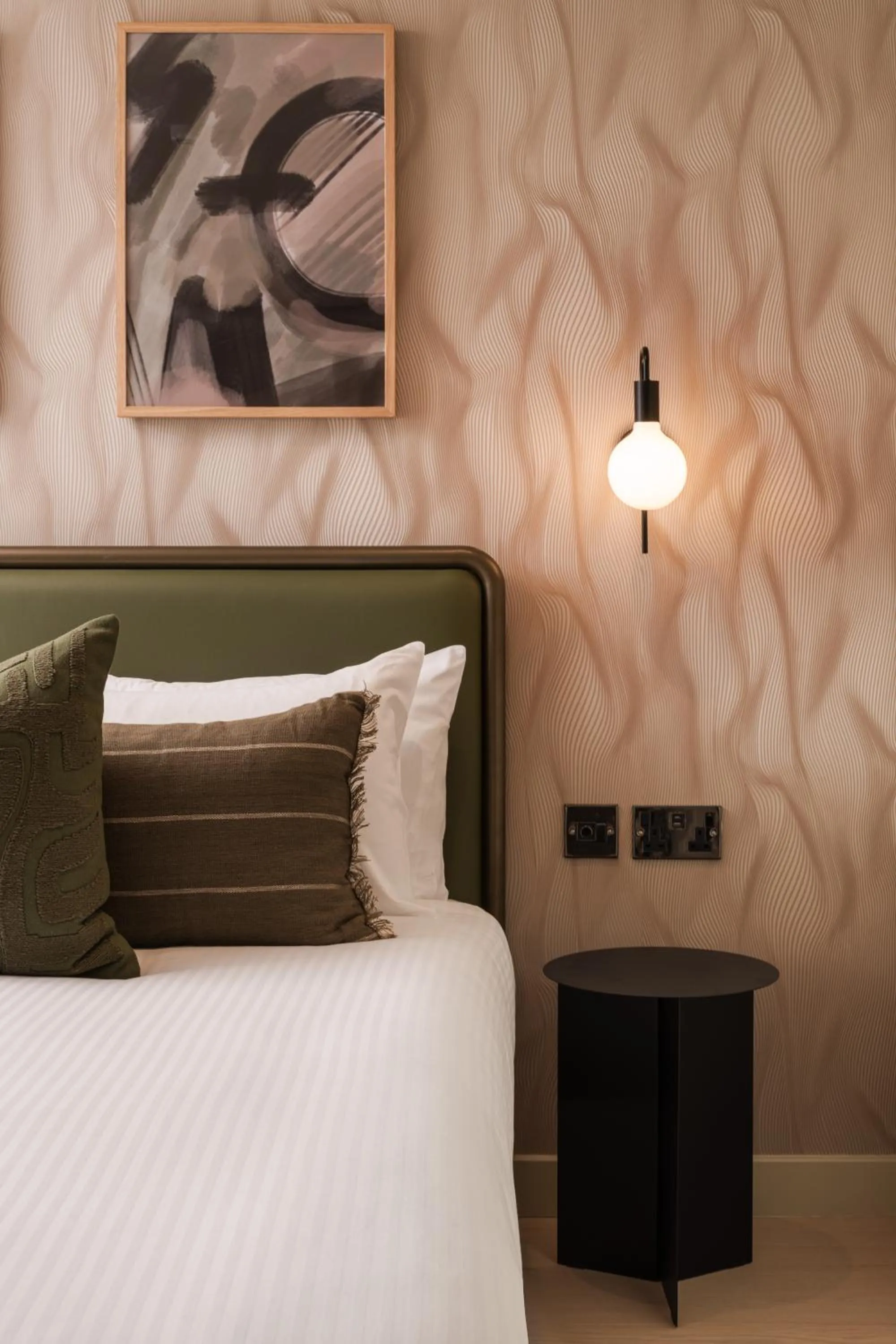 Cozy Double Room *Newly Refurbished* in Central Park Hotel