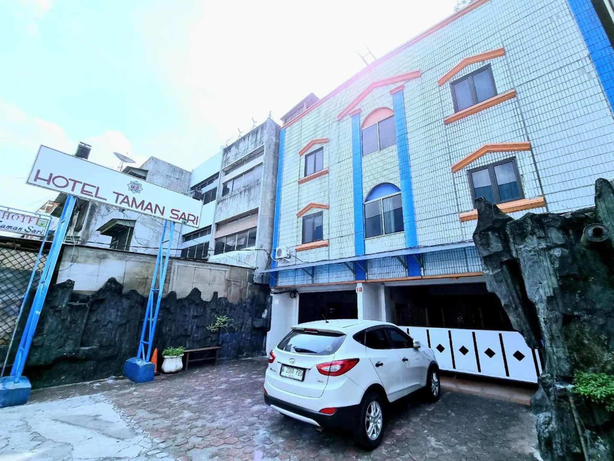 Hotel Taman Sari