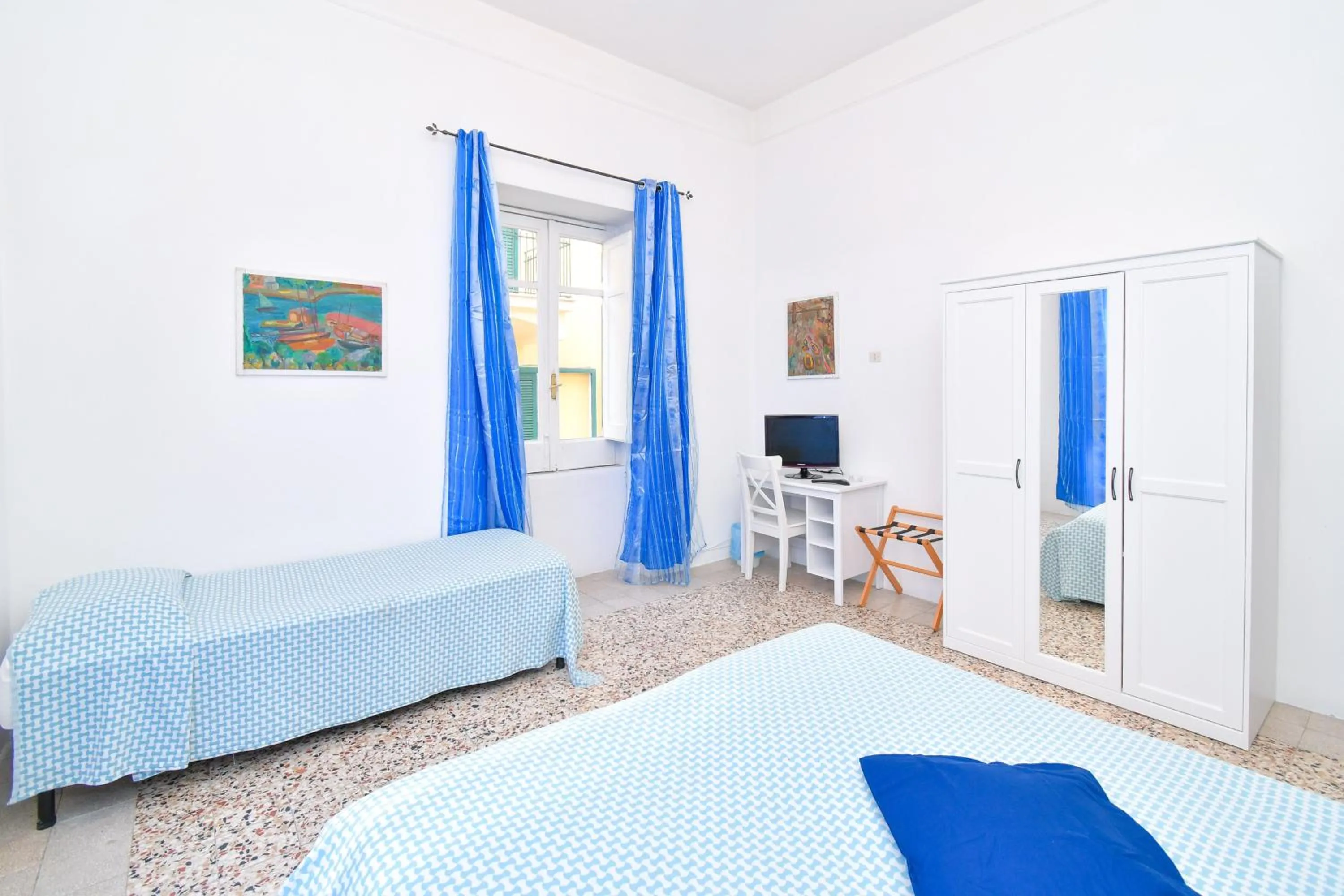 Triple Room with Air conditioning in Villa Panoramica - Ischia Ponte