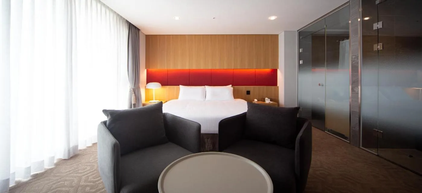 Deluxe Double Room in Ulsan City Hotel