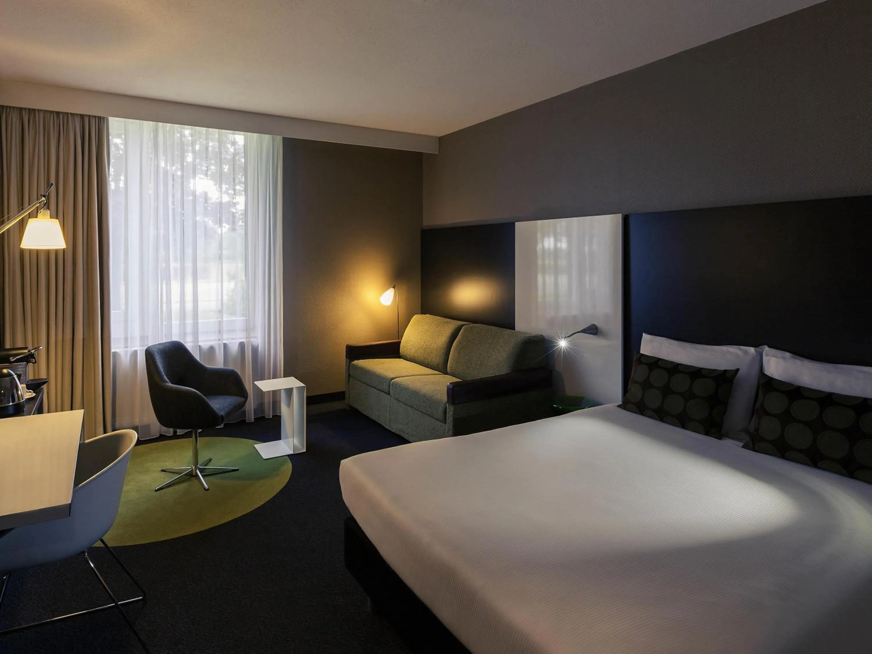 Privilege Double Room with Sofa in Mercure Hotel Zwolle