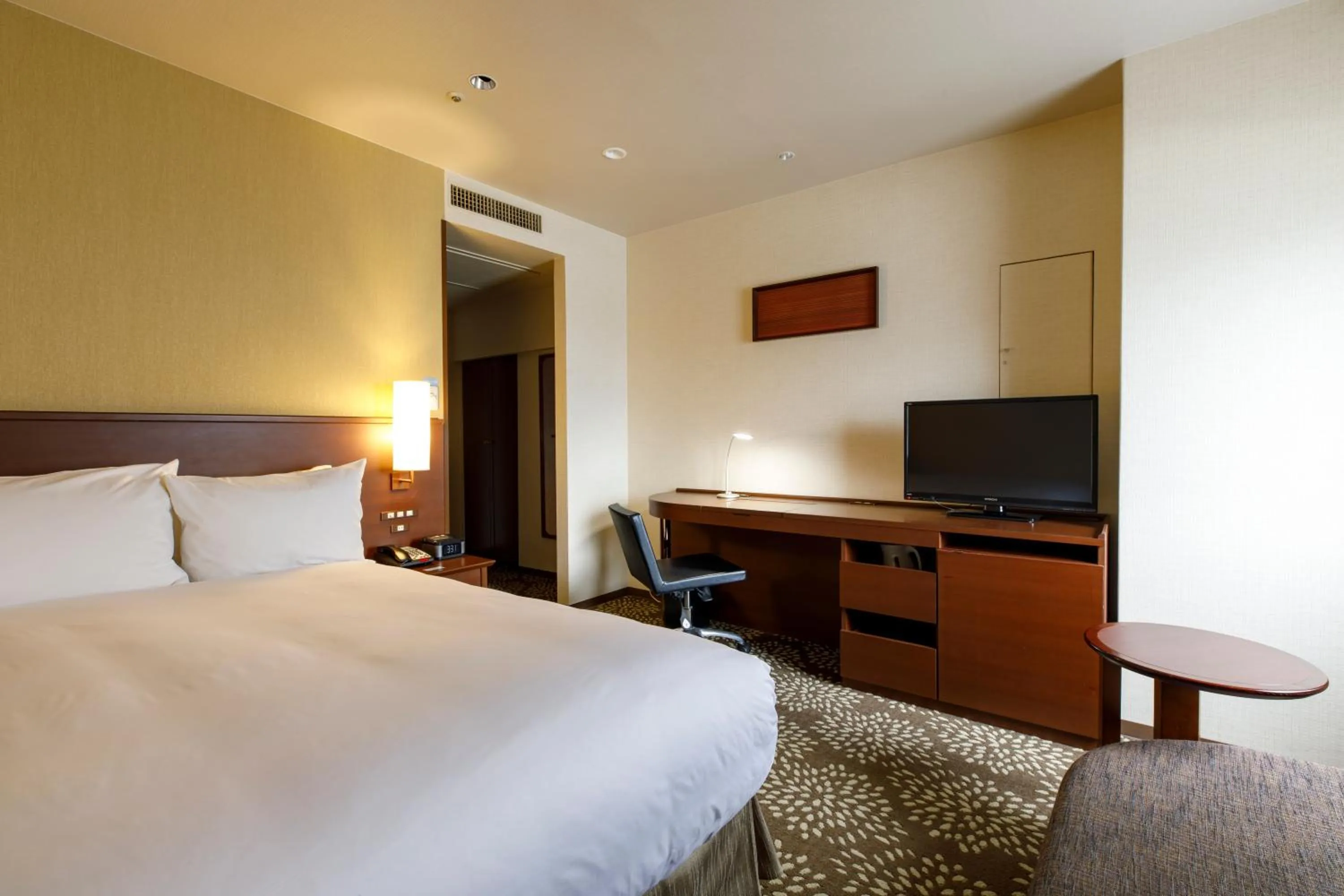 Standard Double Room - single occupancy in ANA Holiday Inn Kanazawa Sky by IHG