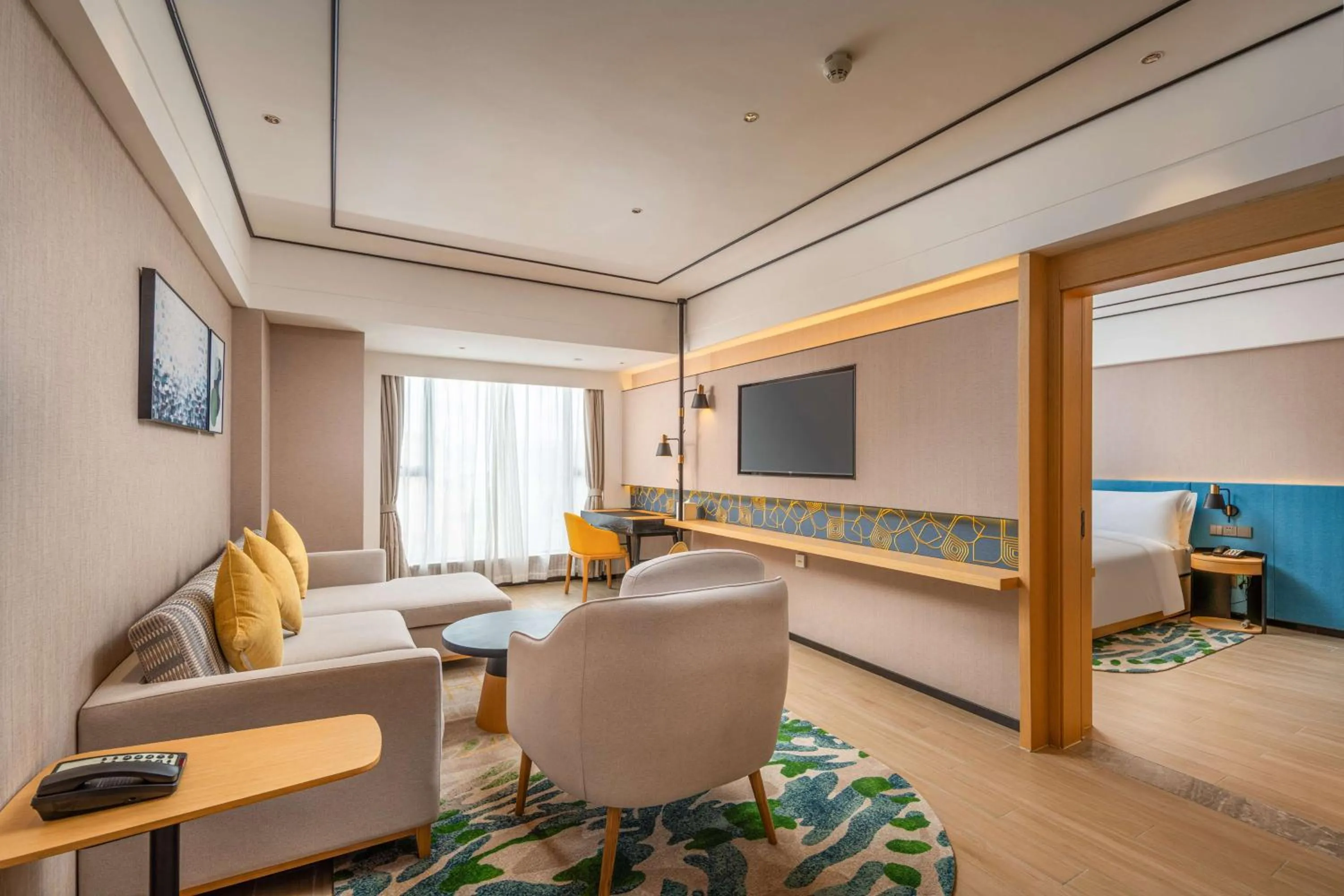 Deluxe King Suite in Hilton Garden Inn Guangzhou Airport Aerotropolis - Free shuttle to Airport