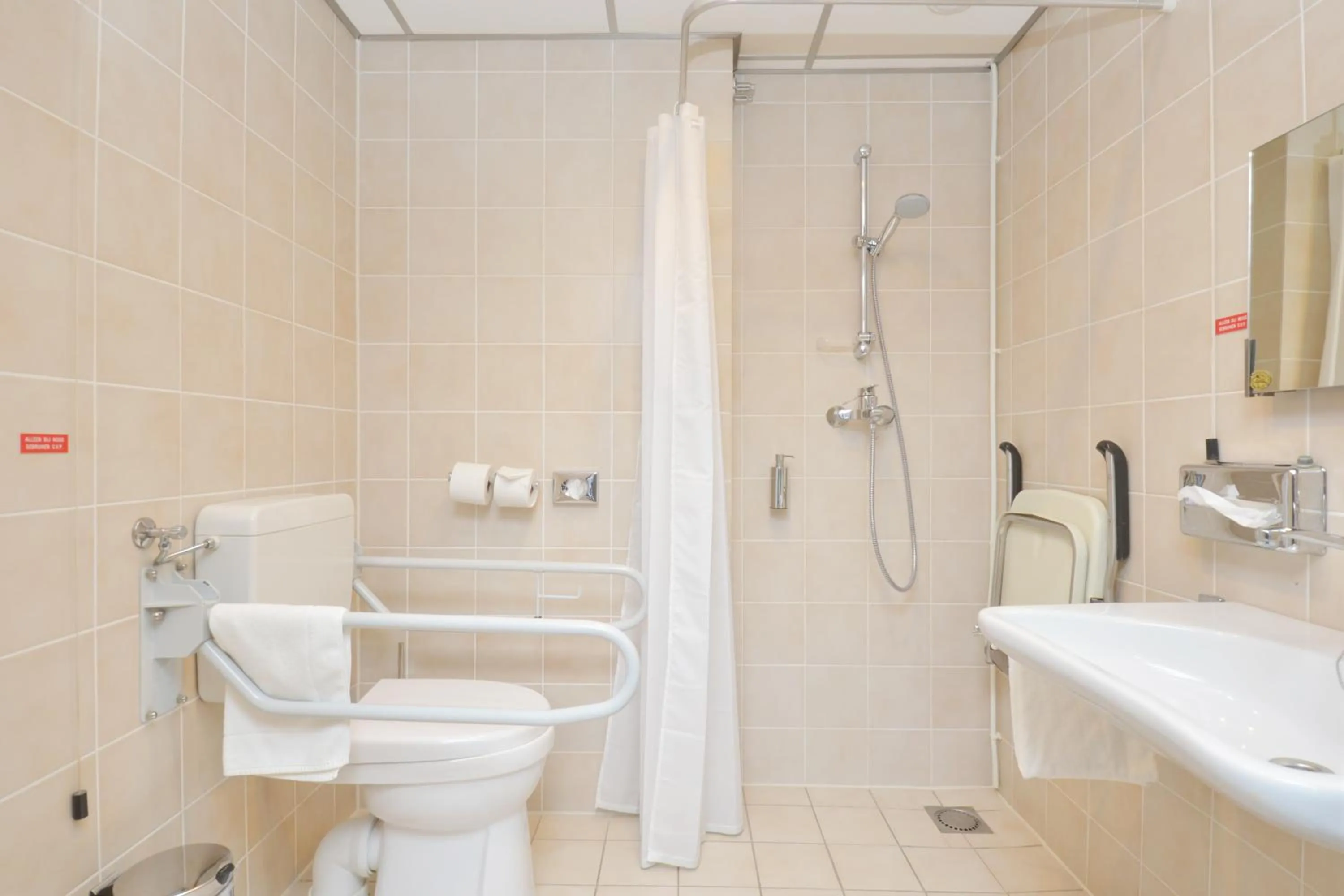 Double Room - Disability Access in Fletcher Hotel-Restaurant ‘s-Hertogenbosch