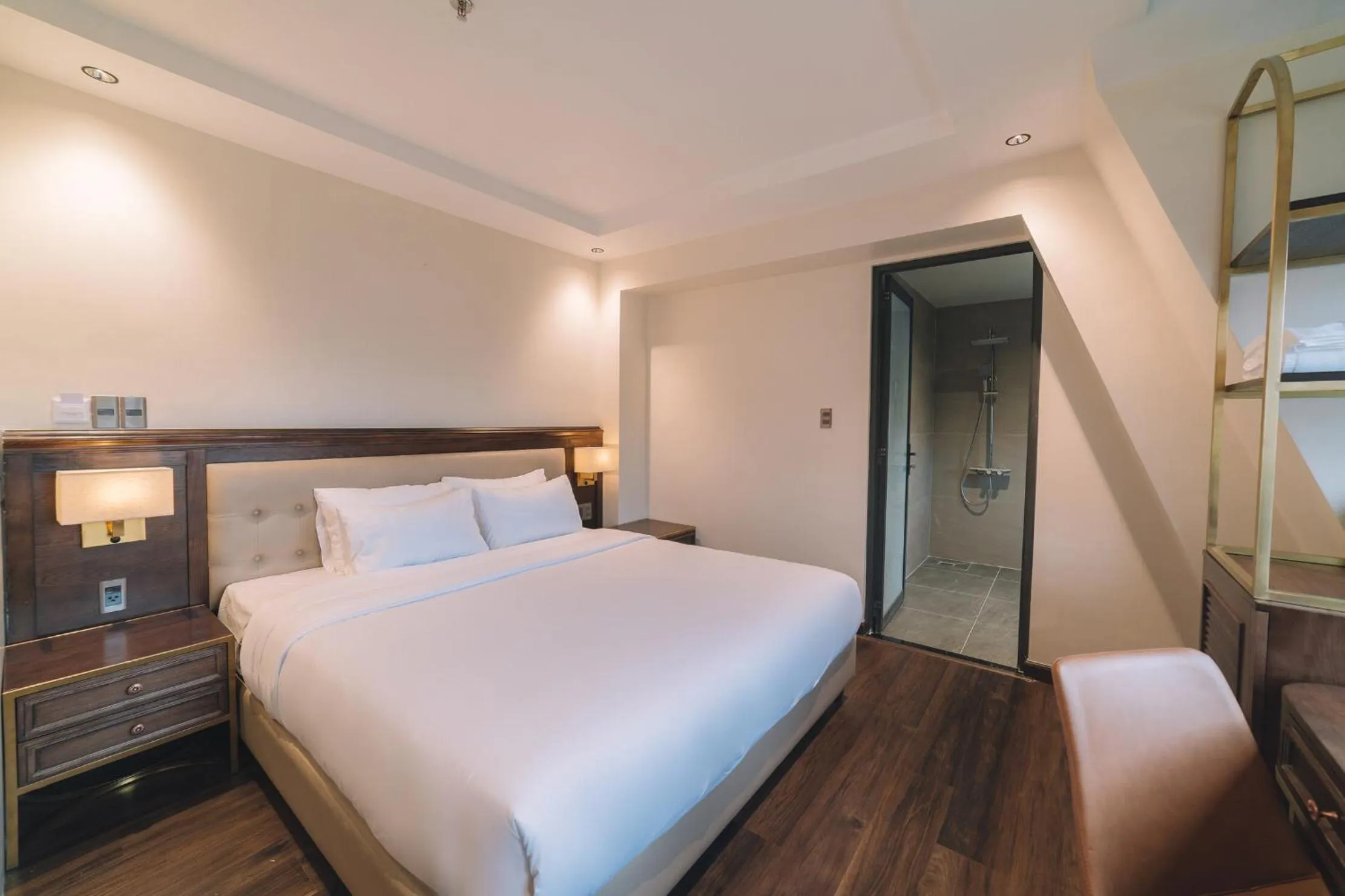 Superior King Room in Sunset Hill Dalat