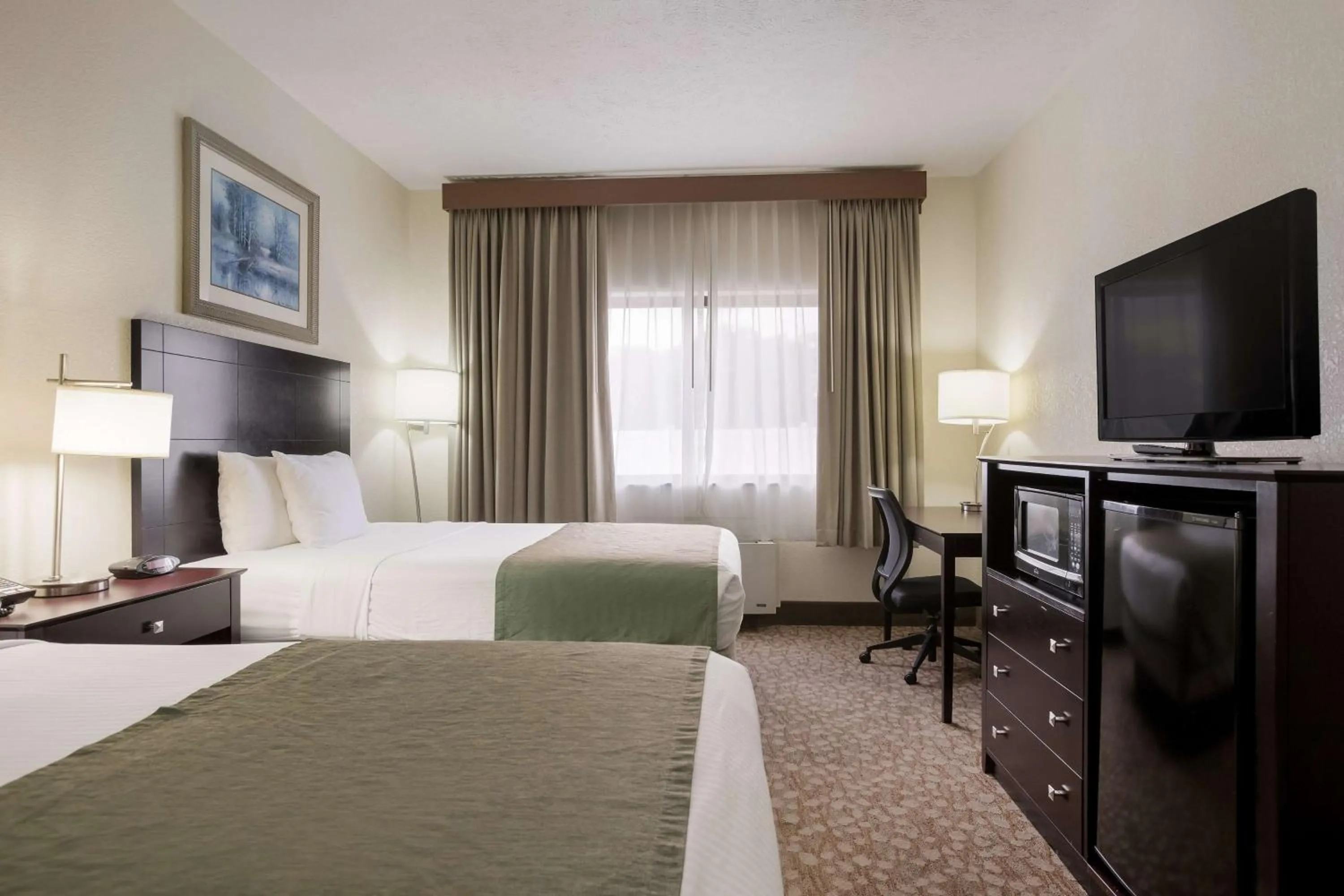 Double Room with Two Double Beds - Accessible in Best Western Kendallville Inn