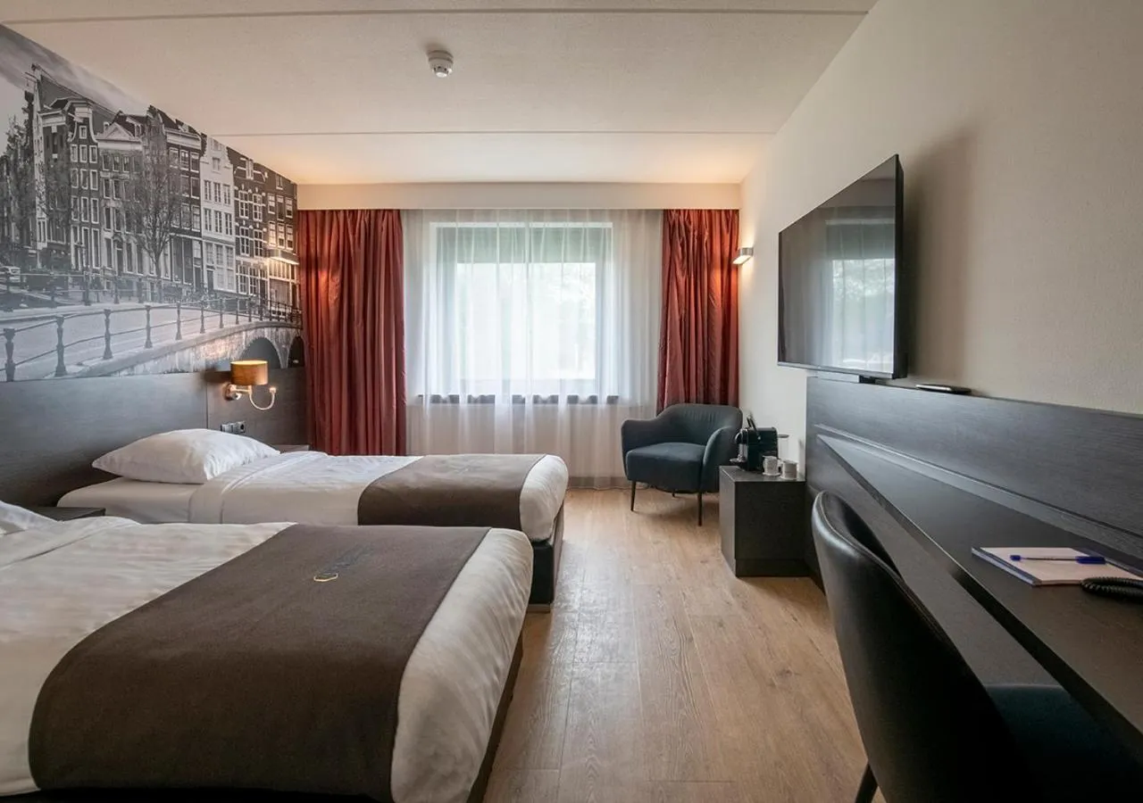 Deluxe Twin Room in Bastion Hotel Amsterdam Noord