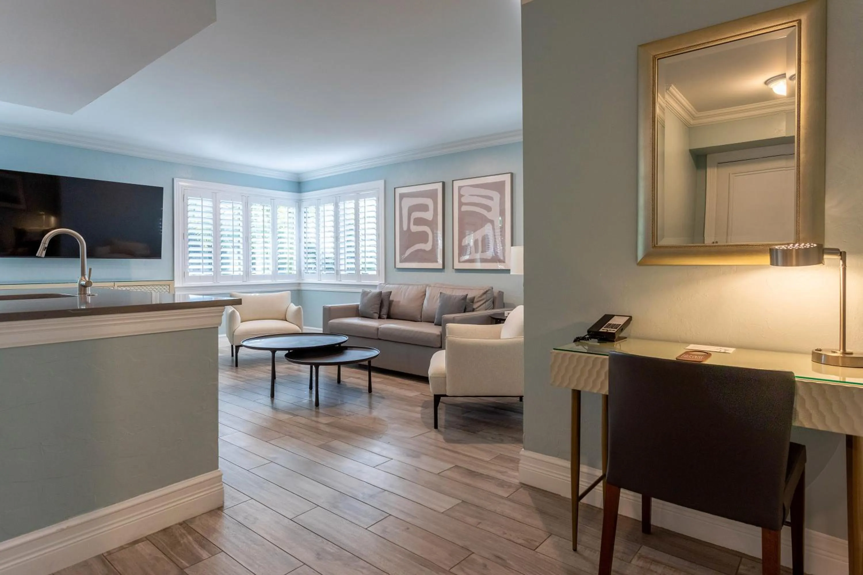 Deluxe Suite in Crane's Beach House Boutique Hotel & Luxury Villas