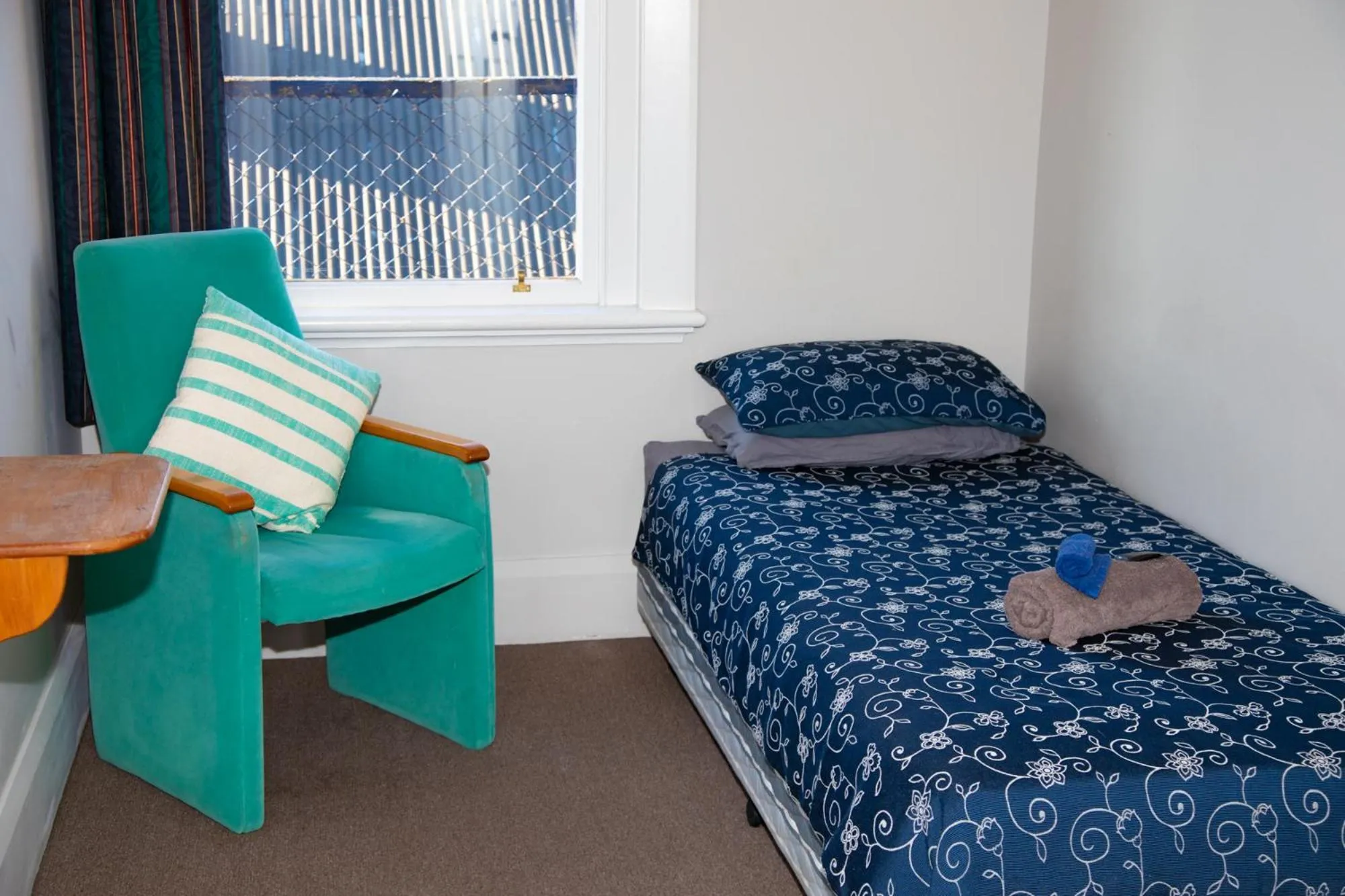 Single Room in The Blue Pub