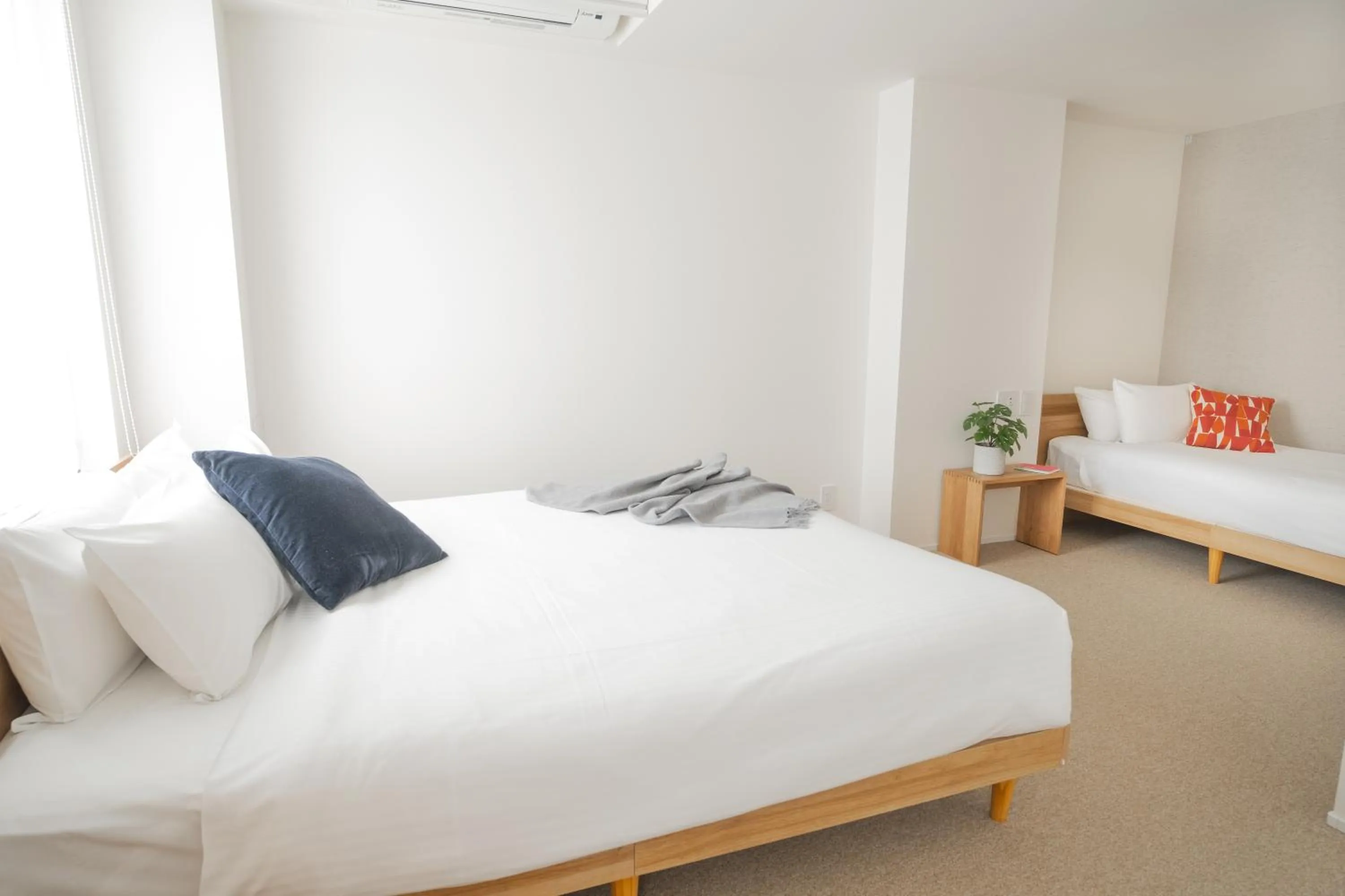 Studio Spacious Queen - single occupancy - Non-smoking in KABIN Minamiza