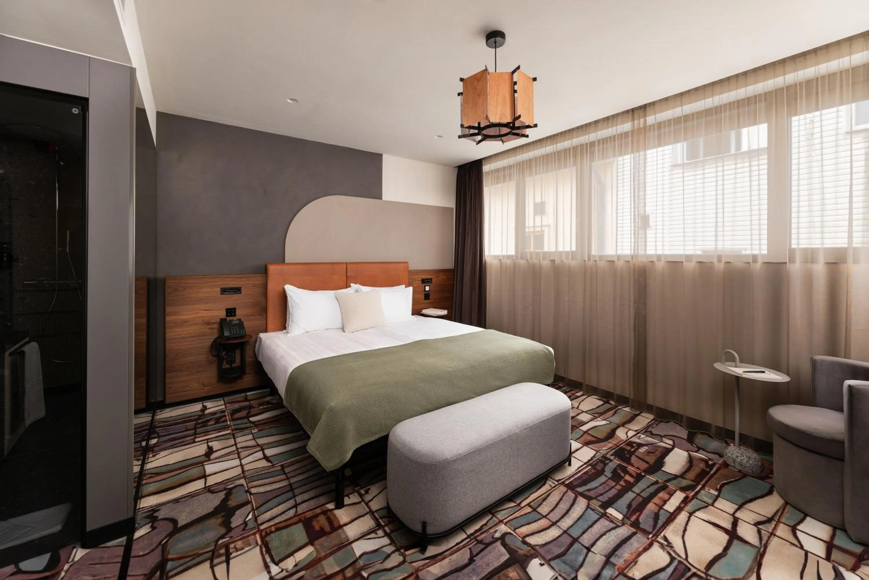 Superior Queen Room - single occupancy in Hotel GIN Budapest
