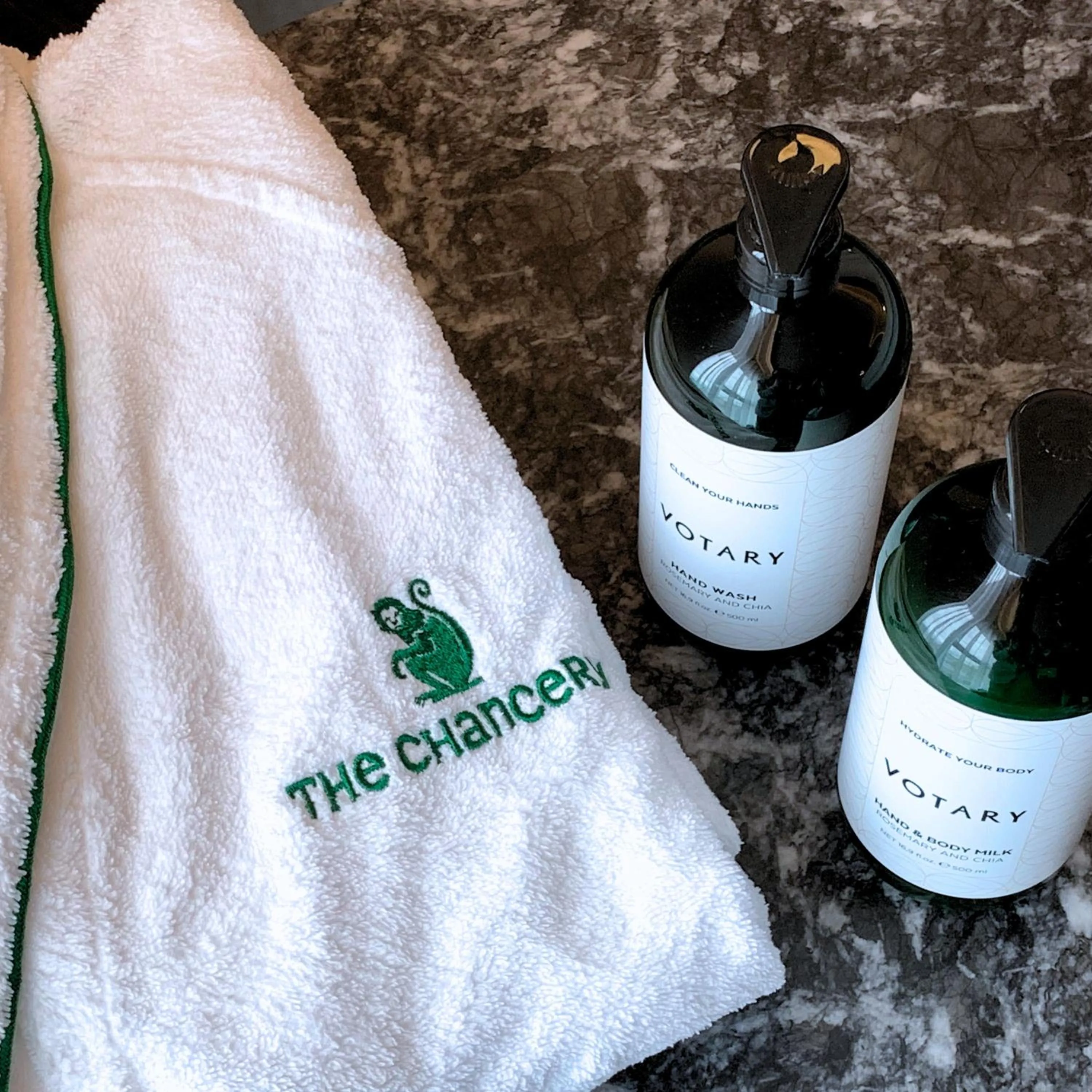 Chancery Twin Room in The Chancery Hotel