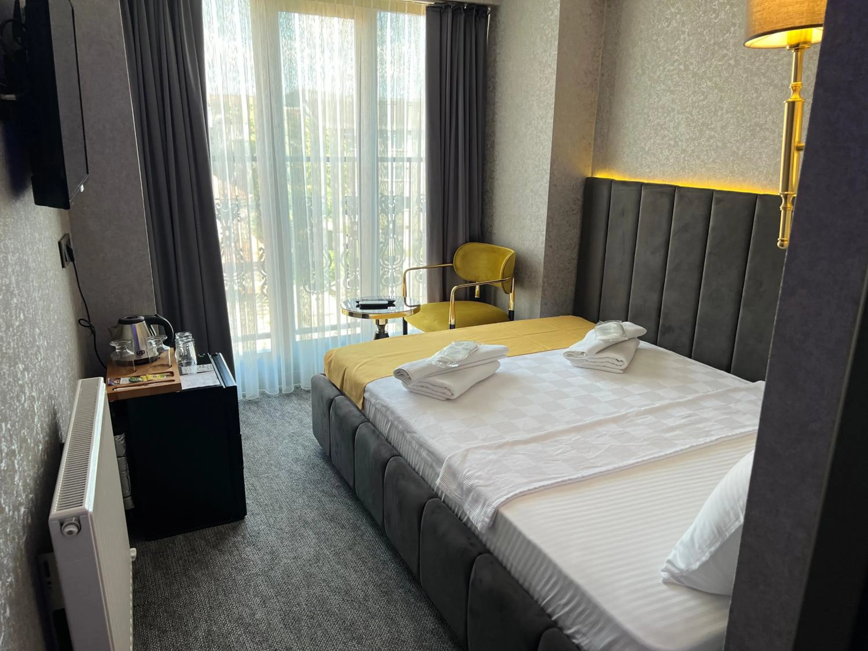 Economy Double Room in Golden Bazaar hotel