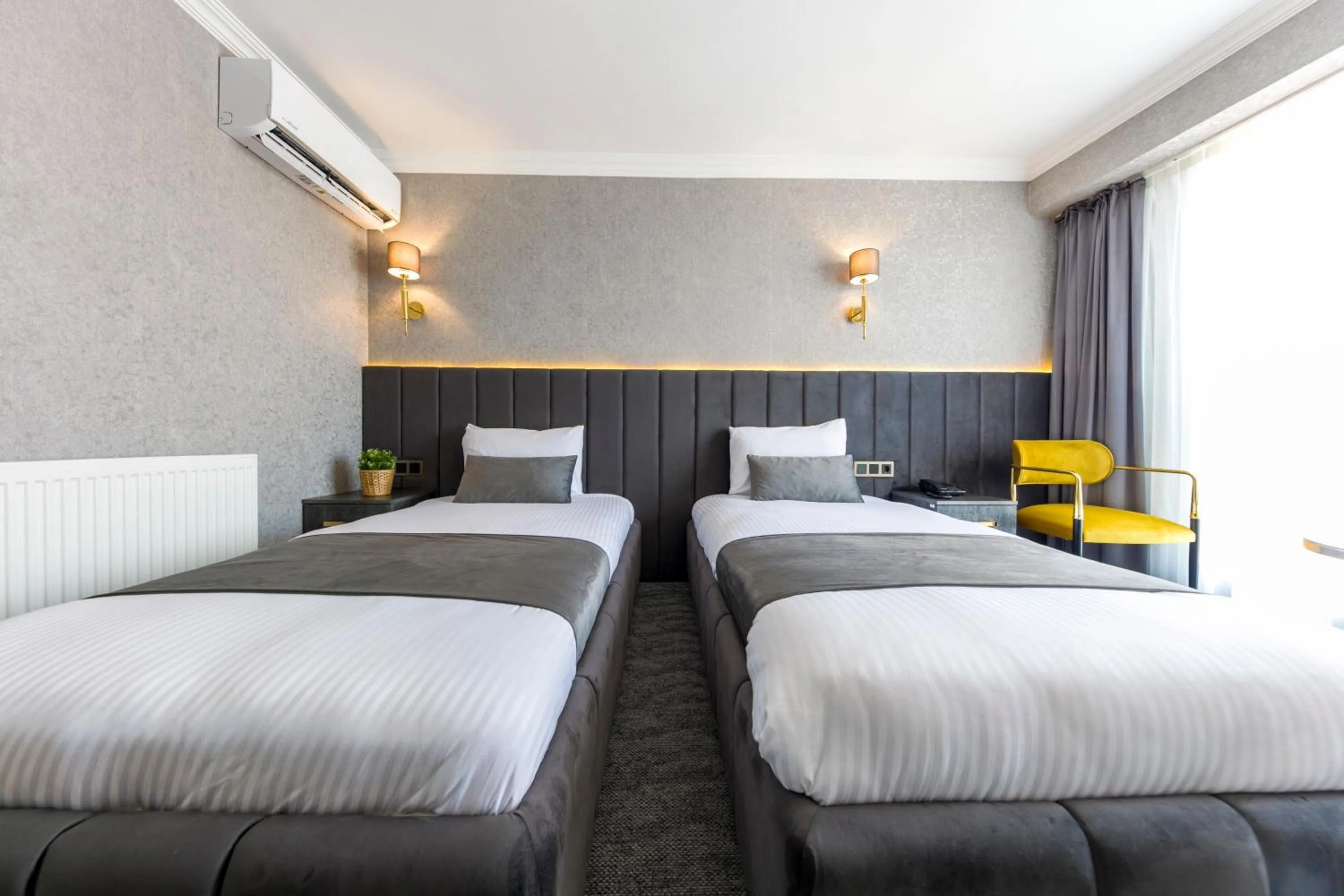 Standard Twin Room in Golden Bazaar hotel